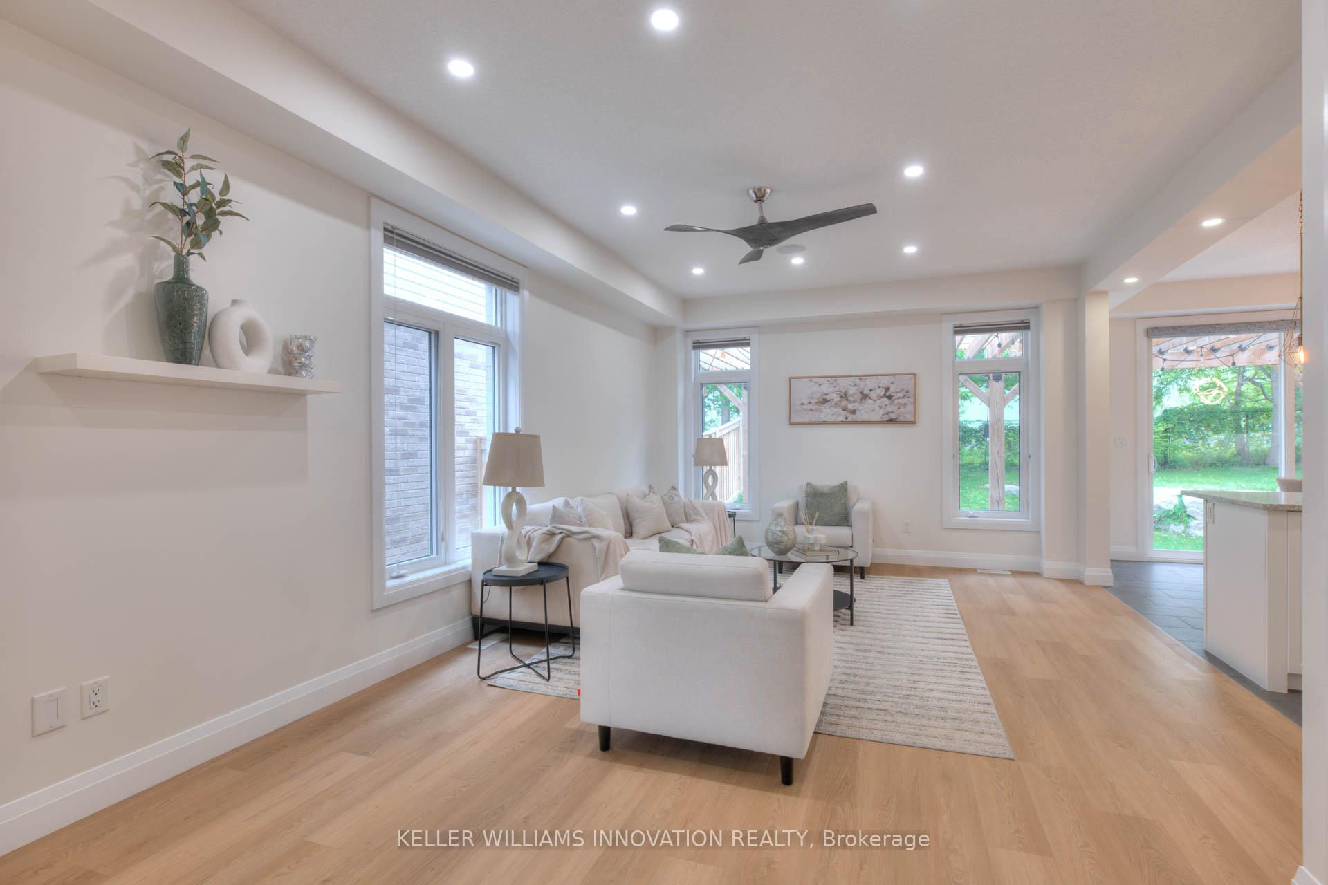 Photo 5 of 30 Mistywood Street, Kitchener — HOMEH