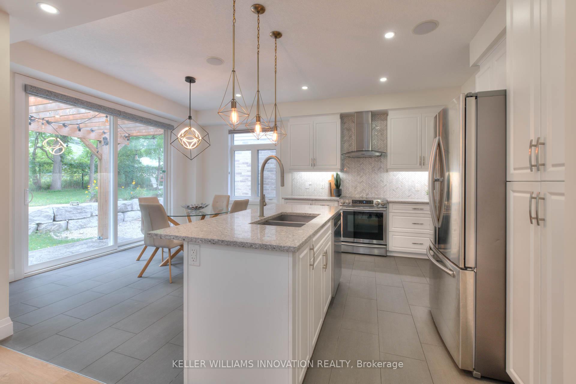 Photo 12 of 30 Mistywood Street, Kitchener — HOMEH