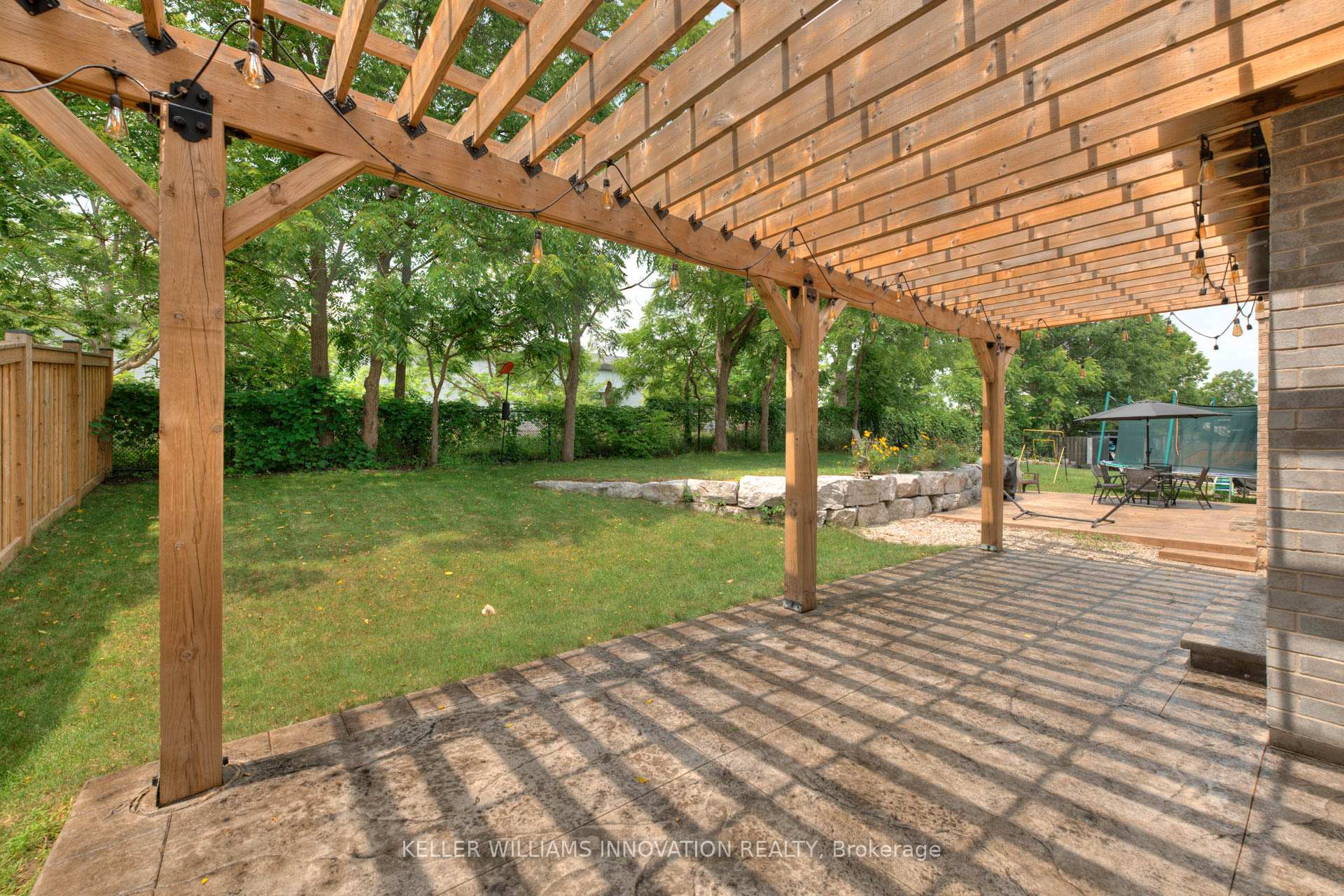 Photo 42 of 30 Mistywood Street, Kitchener — HOMEH