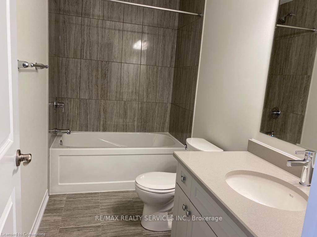 Photo 5 of 112 Ian Ormston Drive, Kitchener — HOMEH