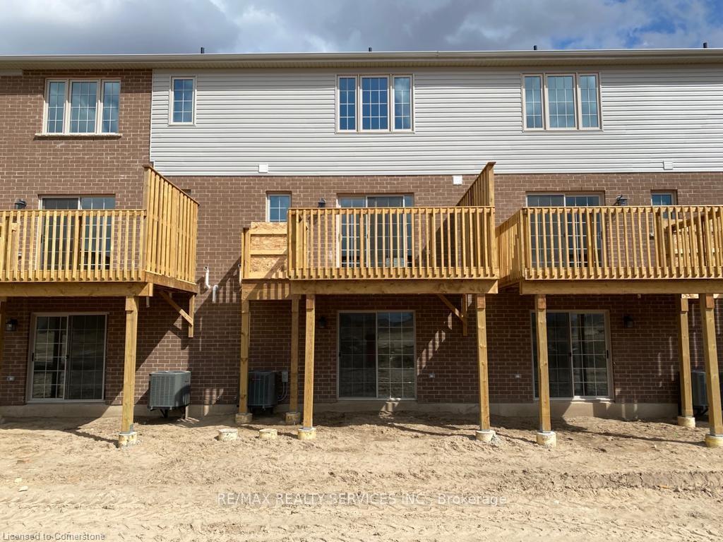 Photo 9 of 112 Ian Ormston Drive, Kitchener — HOMEH