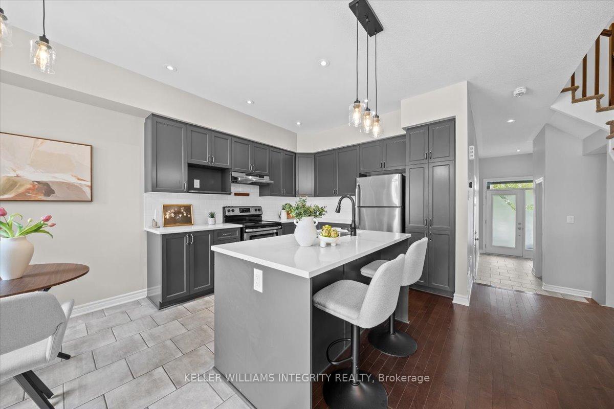 Photo 8 of 317 Livery Street, Ottawa, Kanata - Emerald Meadows/Trailwest — HOMEH