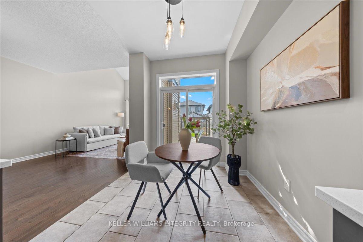 Photo 13 of 317 Livery Street, Ottawa, Kanata - Emerald Meadows/Trailwest — HOMEH