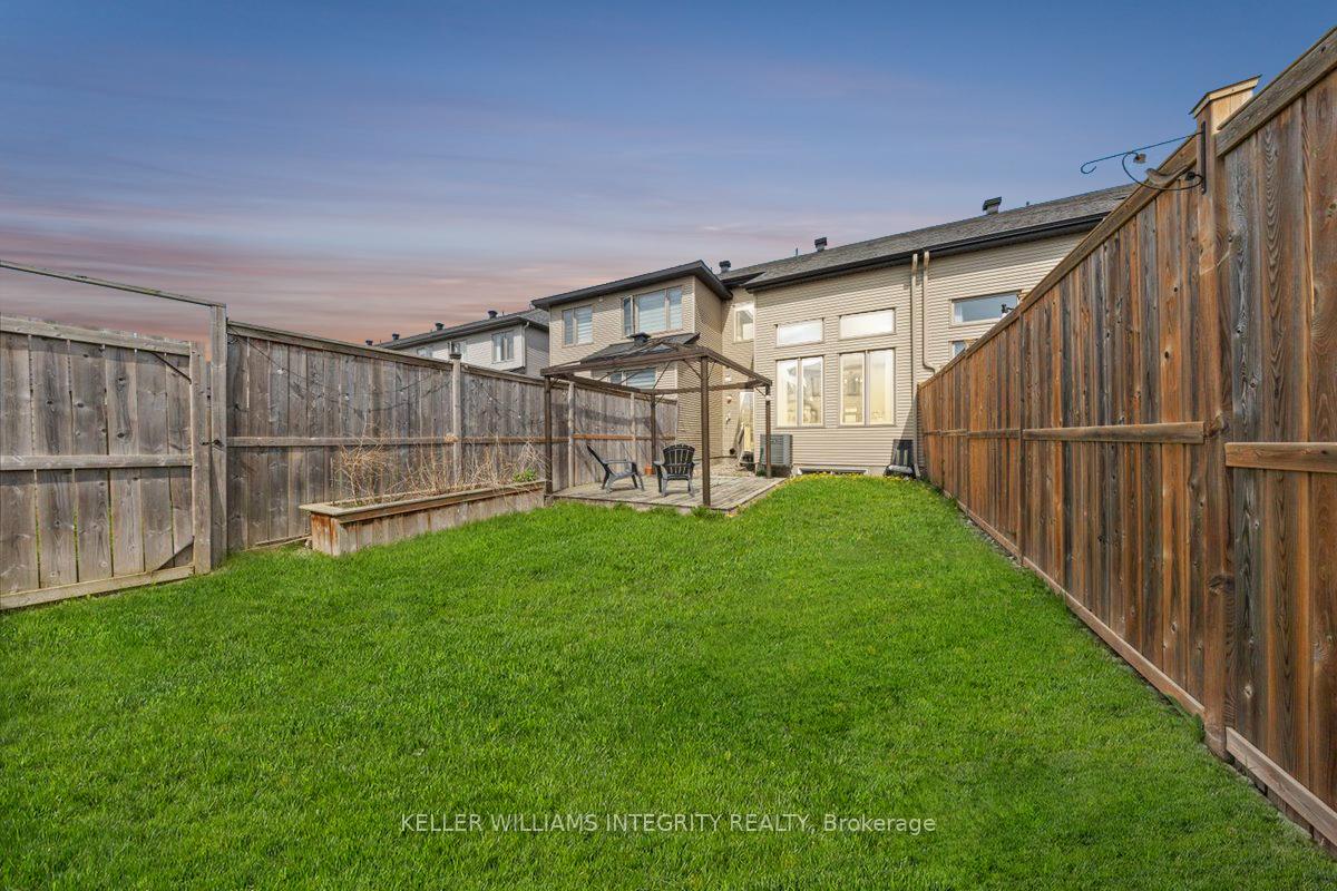 Photo 36 of 317 Livery Street, Ottawa, Kanata - Emerald Meadows/Trailwest — HOMEH