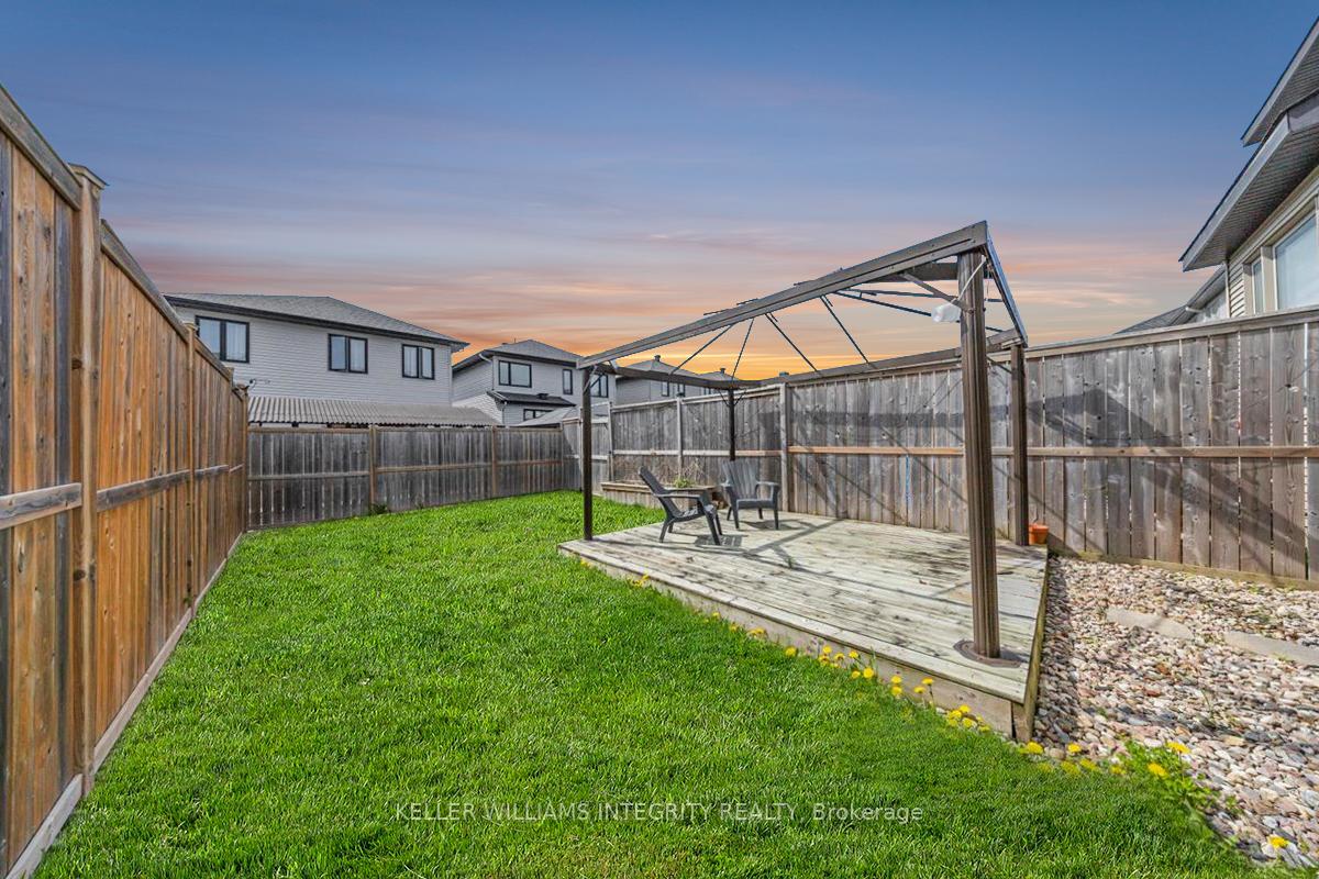 Photo 37 of 317 Livery Street, Ottawa, Kanata - Emerald Meadows/Trailwest — HOMEH