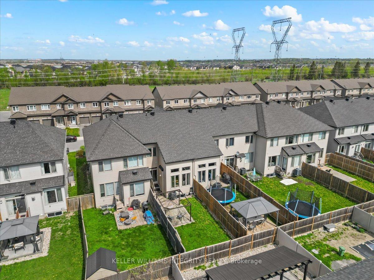 Photo 39 of 317 Livery Street, Ottawa, Kanata - Emerald Meadows/Trailwest — HOMEH