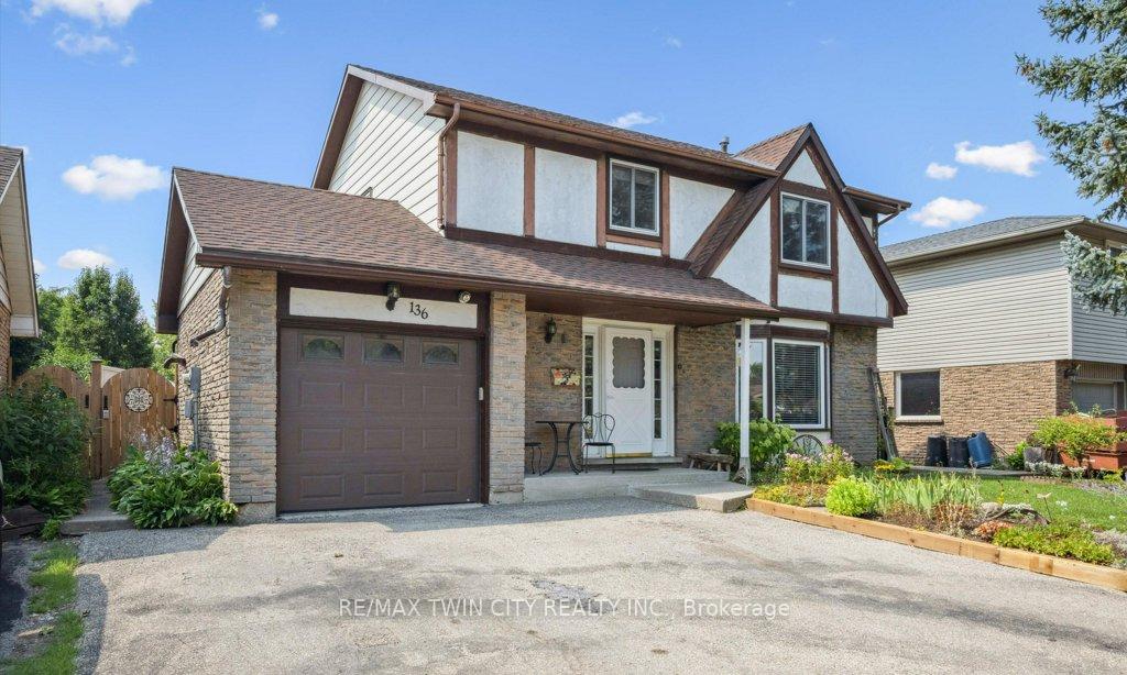 Photo 2 of 136 St Jerome Crescent, Kitchener — HOMEH