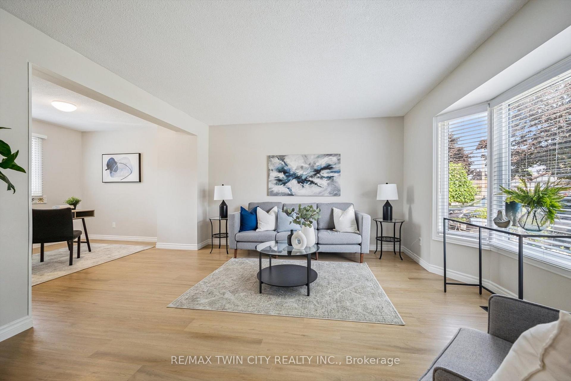 Photo 13 of 136 St Jerome Crescent, Kitchener — HOMEH