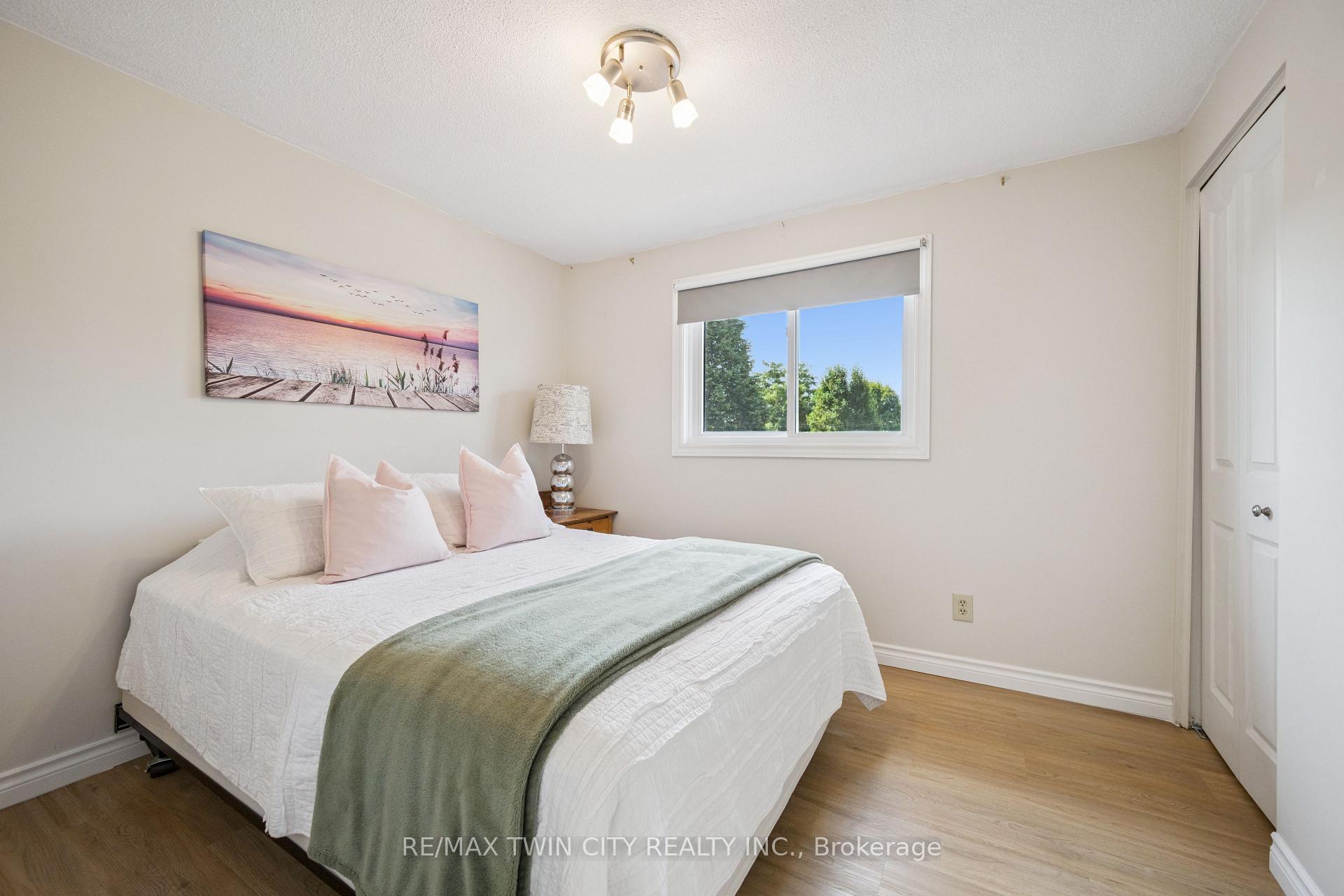 Photo 26 of 136 St Jerome Crescent, Kitchener — HOMEH