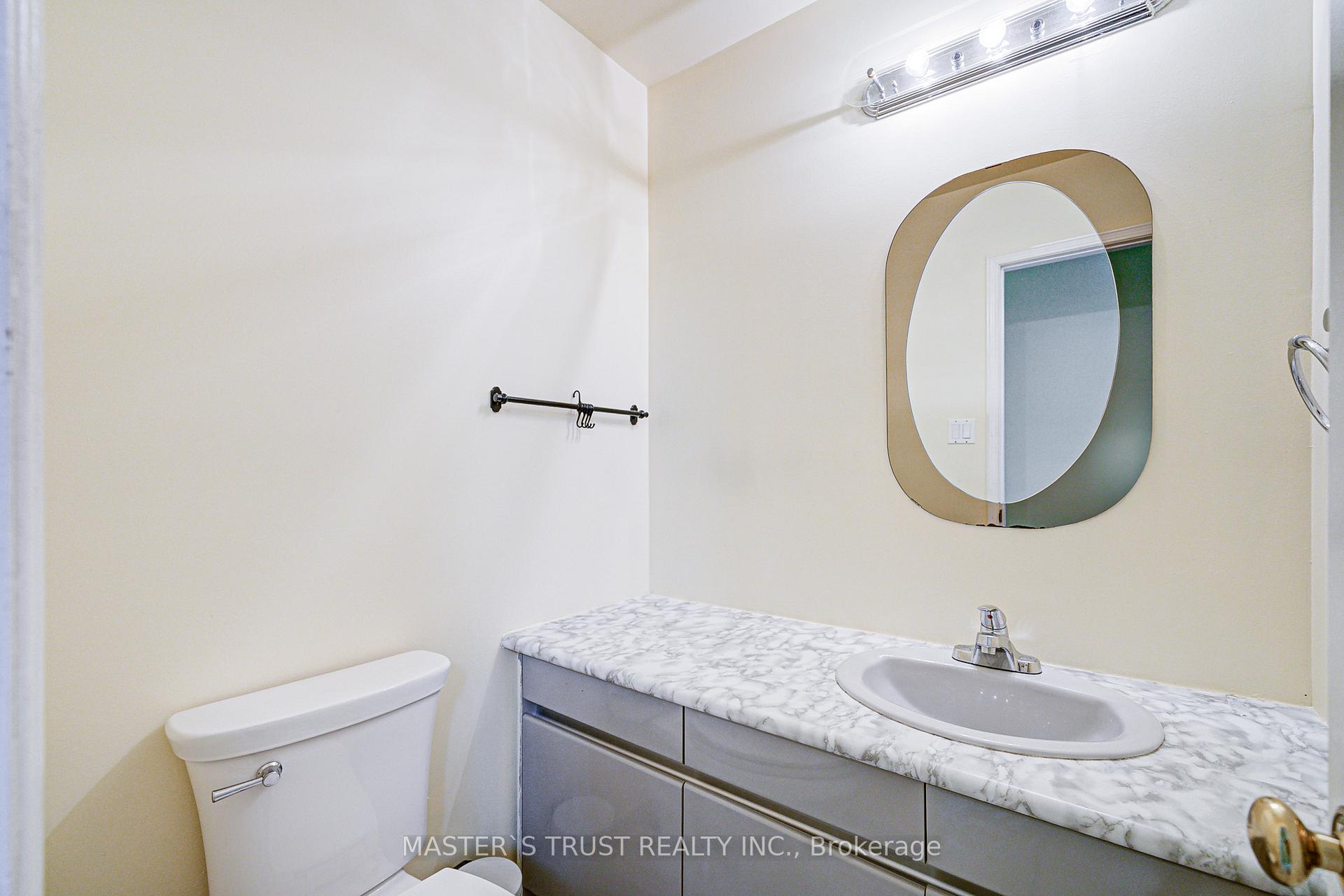 Photo 7 of 24 Queensgate Court, Markham, Unionville — HOMEH