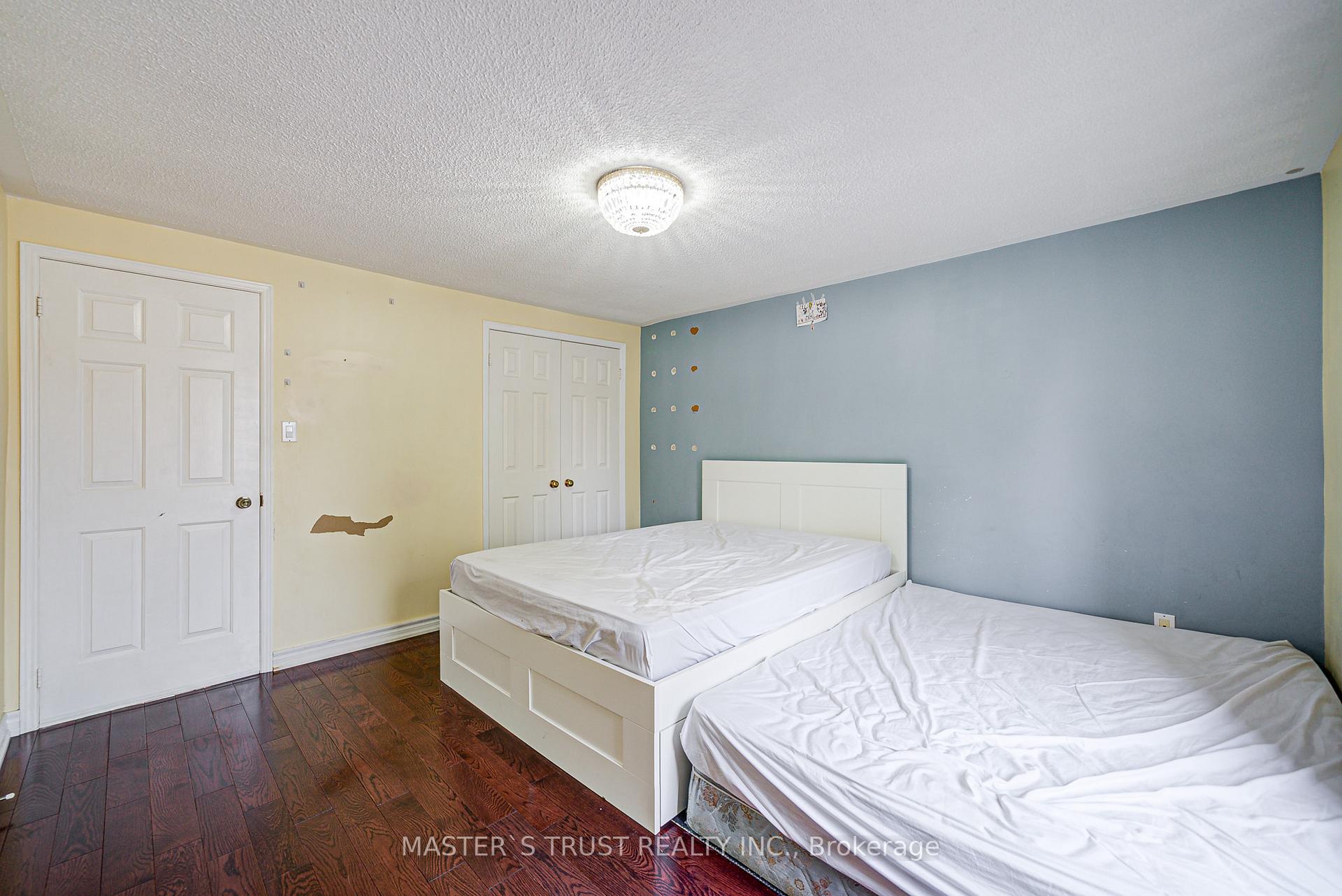 Photo 41 of 24 Queensgate Court, Markham, Unionville — HOMEH
