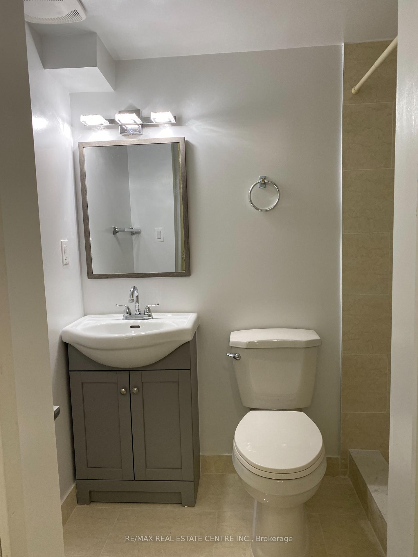 Photo 3 of Unit #Basement, 45 Callon Drive, Hamilton, Ancaster — HOMEH