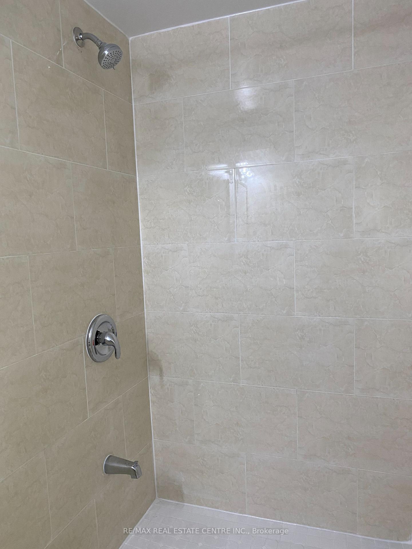 Photo 4 of Unit #Basement, 45 Callon Drive, Hamilton, Ancaster — HOMEH