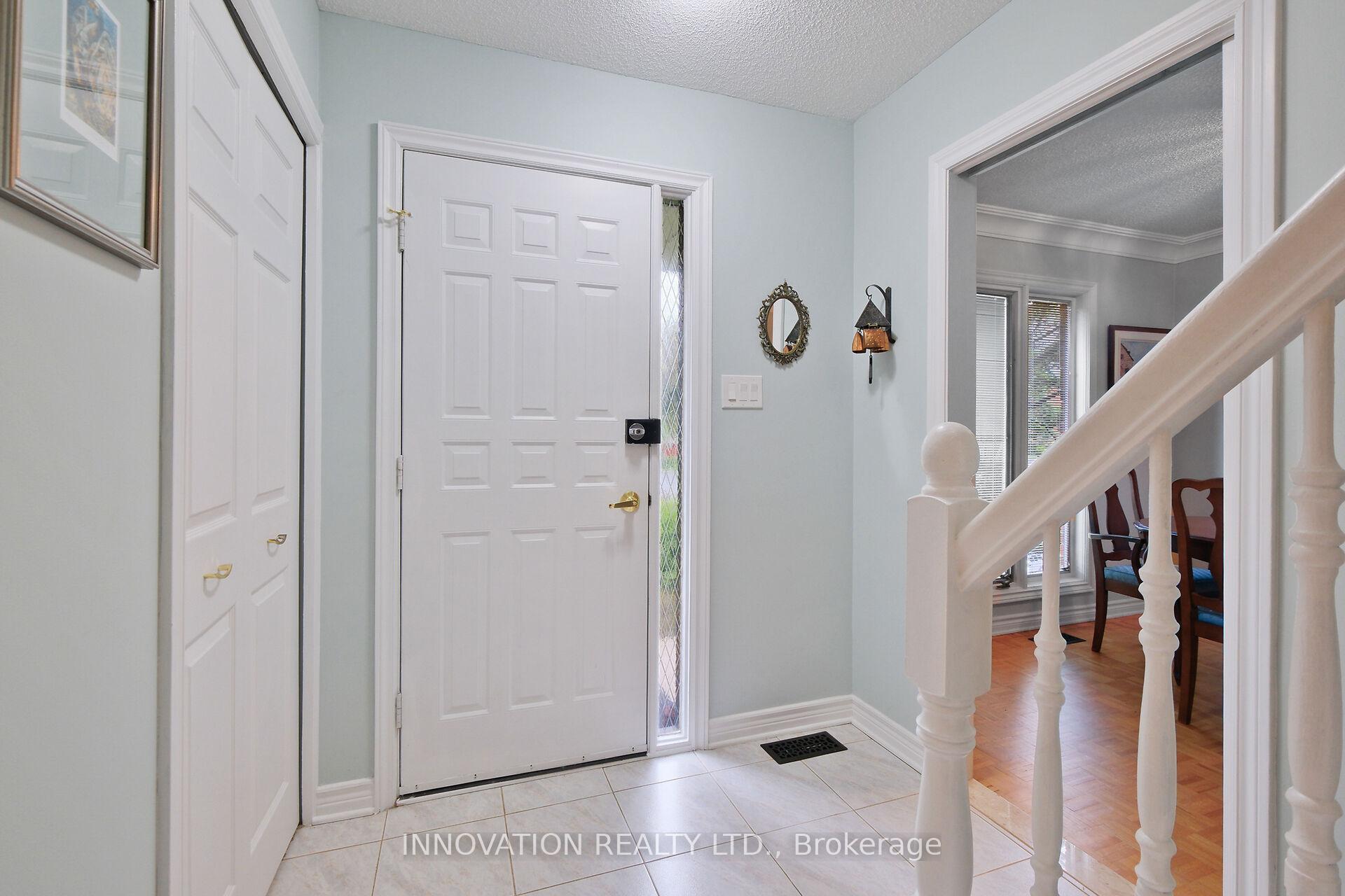 Photo 3 of 7 Colville Court, Ottawa, Kanata - Beaverbrook — HOMEH
