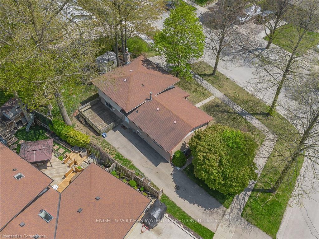 Photo 45 of 113 Martinglen Crescent, Kitchener, Country Hills — HOMEH