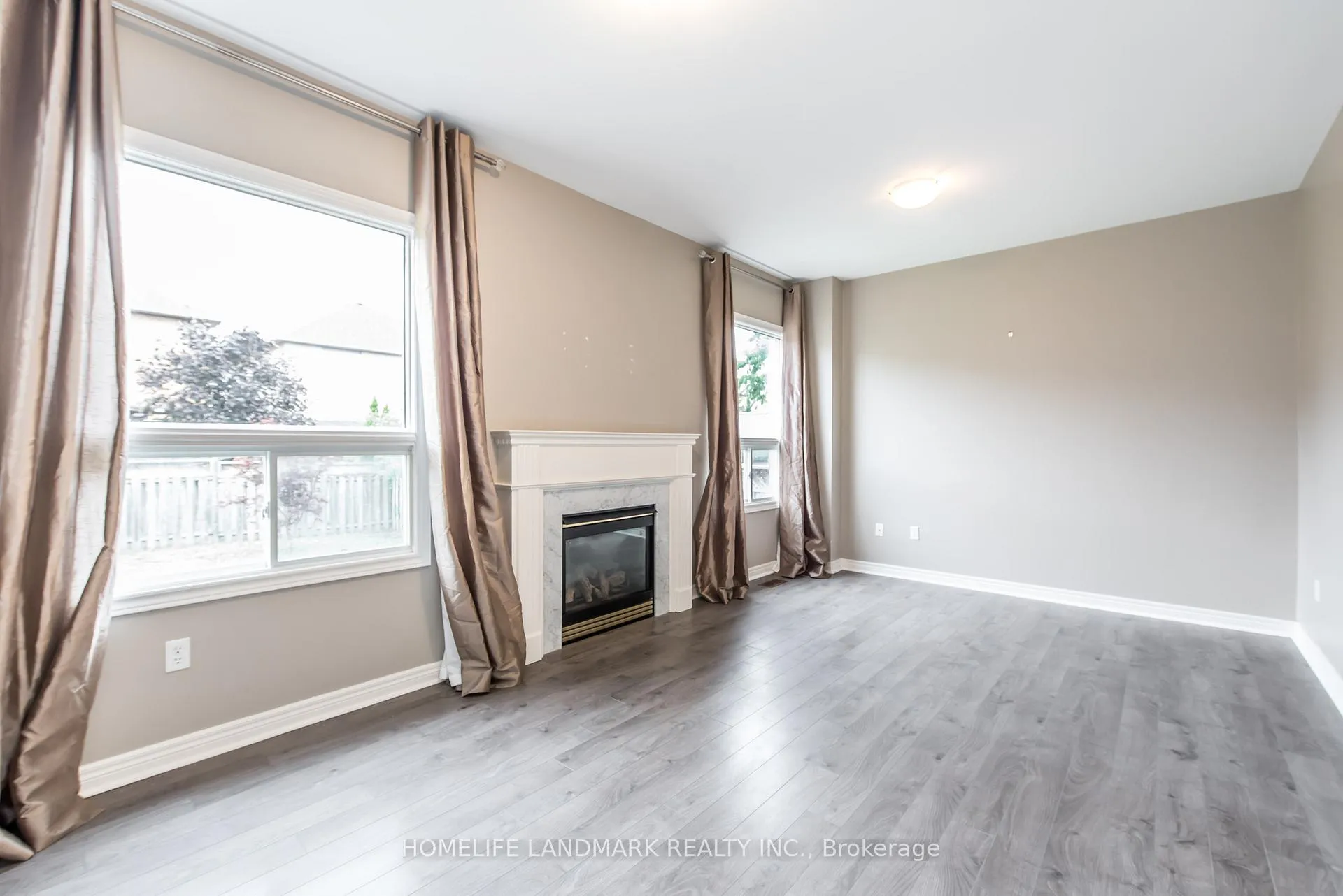 Photo 4 of 97 Annina Crescent, Markham, Village Green-South Unionville — HOMEH