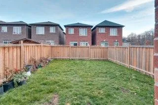 Photo 24 of 3 Reddington Road, Markham, Cedarwood — HOMEH