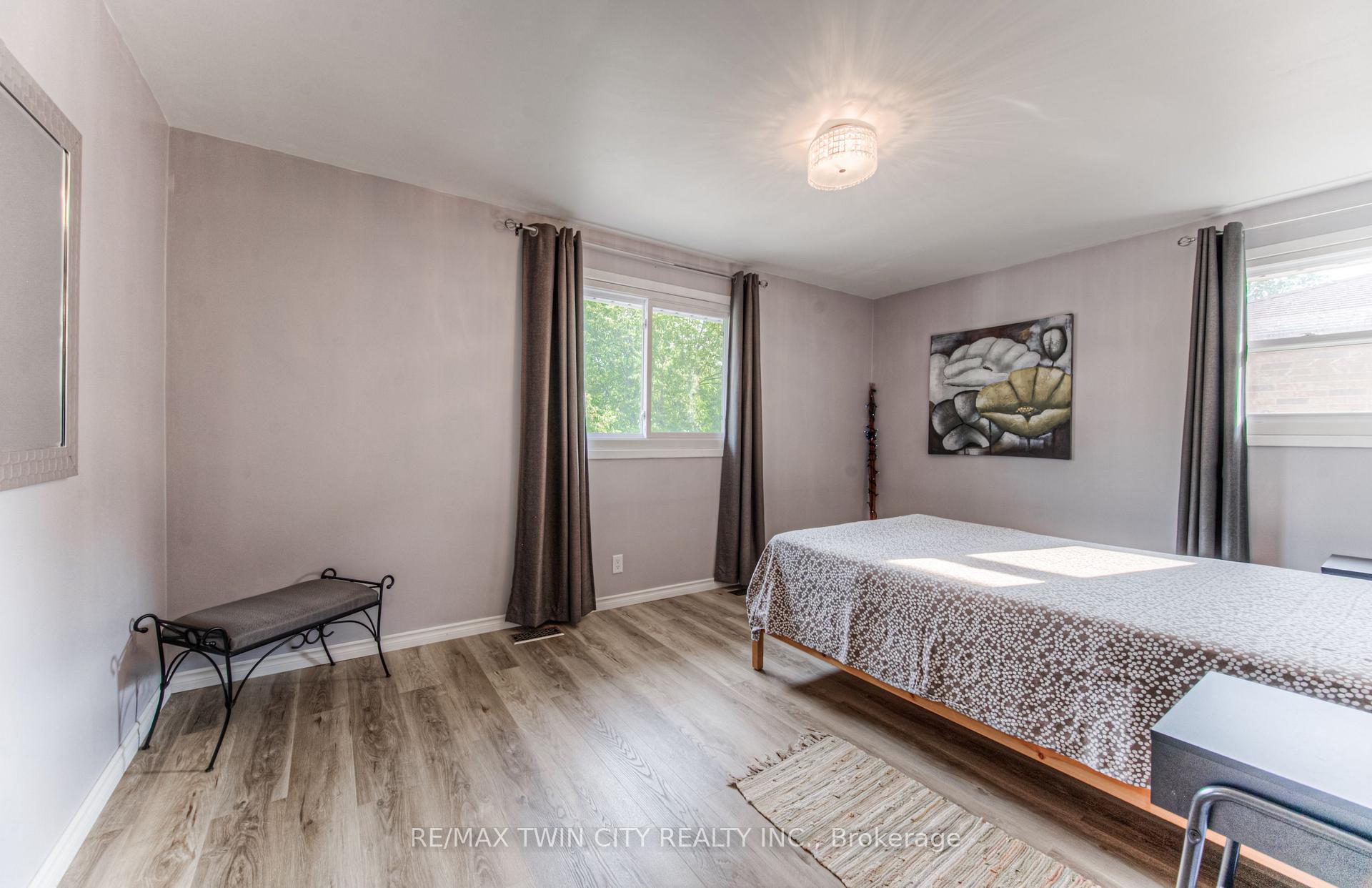 Photo 17 of 87 Radcliffe Drive, Kitchener — HOMEH