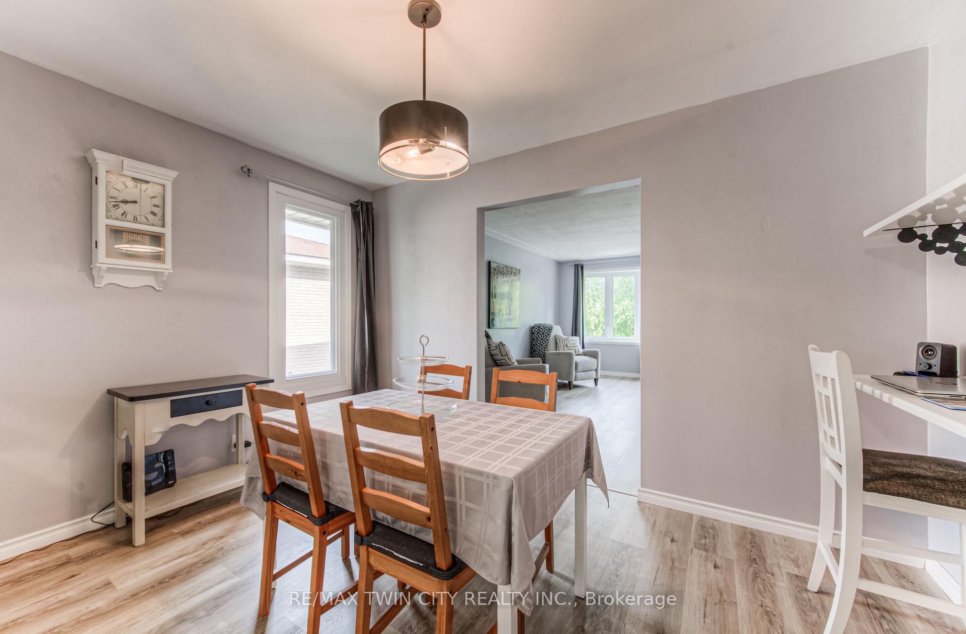 Photo 19 of 87 Radcliffe Drive, Kitchener — HOMEH