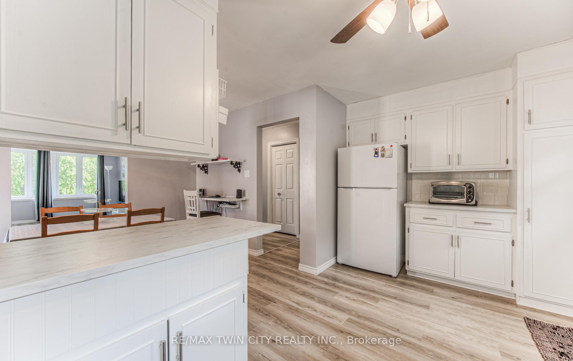 Photo 20 of 87 Radcliffe Drive, Kitchener — HOMEH