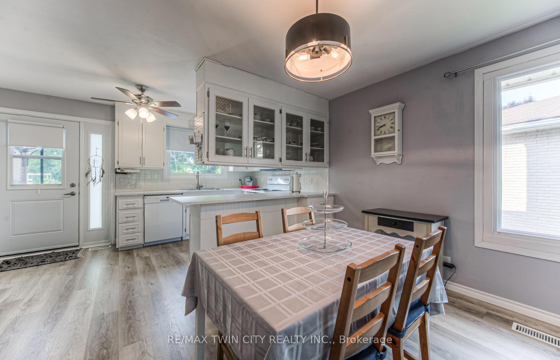 Photo 22 of 87 Radcliffe Drive, Kitchener — HOMEH