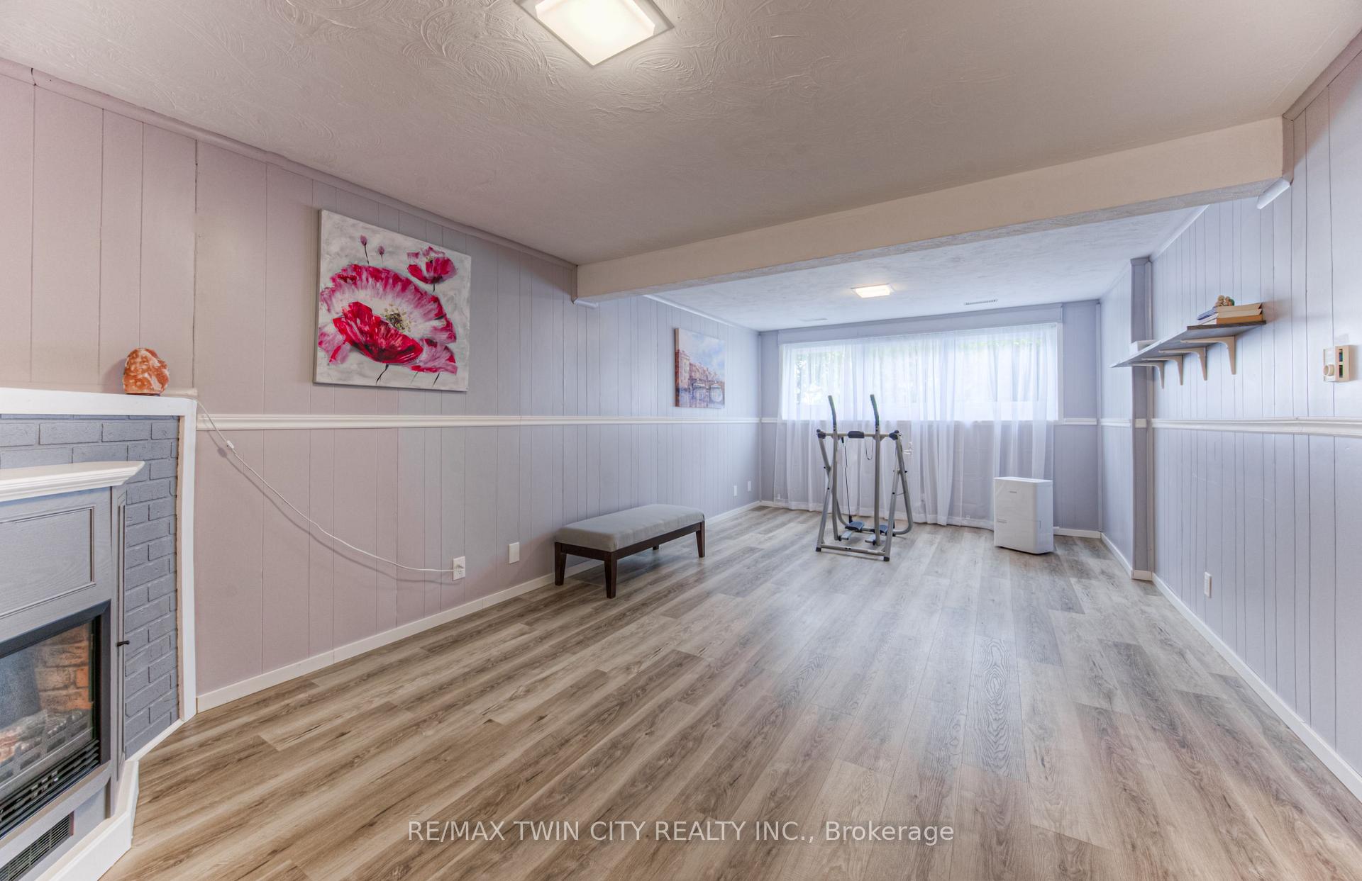 Photo 24 of 87 Radcliffe Drive, Kitchener — HOMEH