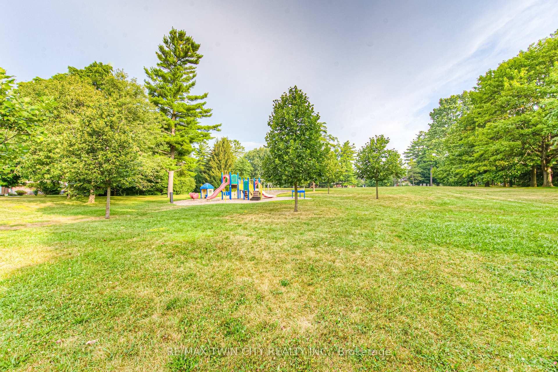 Photo 43 of 87 Radcliffe Drive, Kitchener — HOMEH