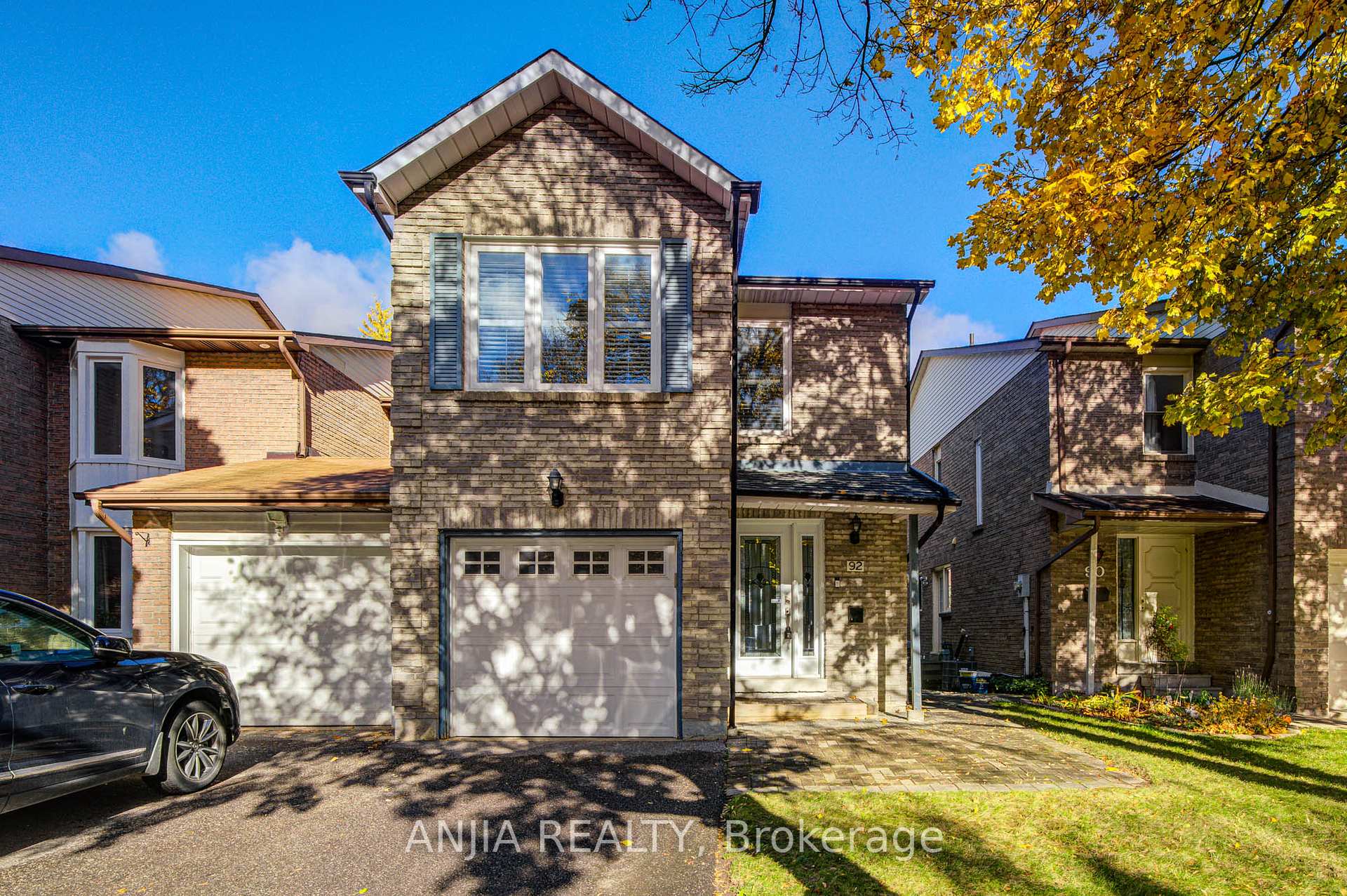 Front of 92 Baywood Court