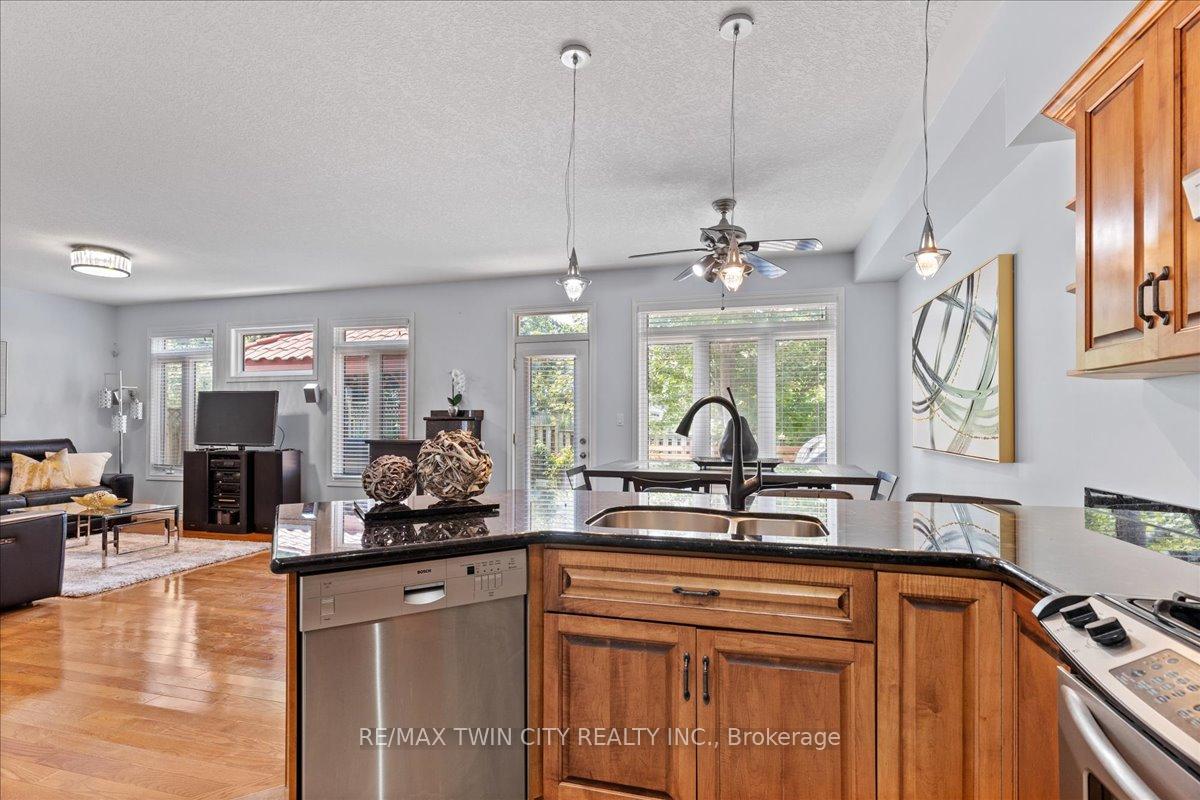 Photo 20 of 100 High Acres Crescent, Kitchener, Forest Heights — HOMEH