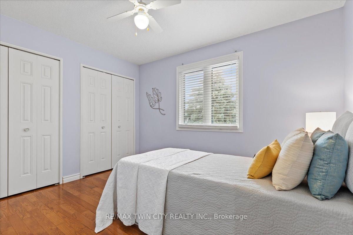 Photo 25 of 100 High Acres Crescent, Kitchener, Forest Heights — HOMEH