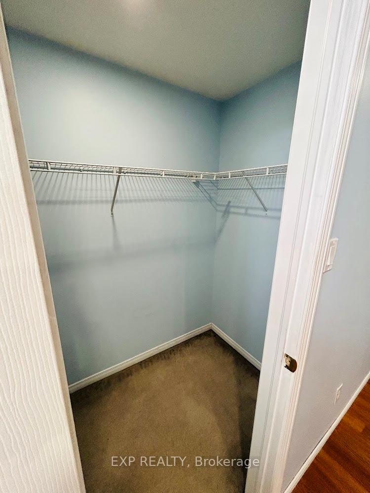 Photo 8 of 42 Donnenwerth Drive, Kitchener — HOMEH