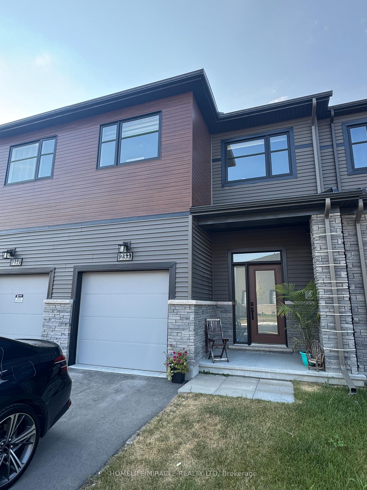 Photo 1 of 233 Elsie Macgill Walk, Ottawa, Kanata - Morgan's Grant/South March — HOMEH