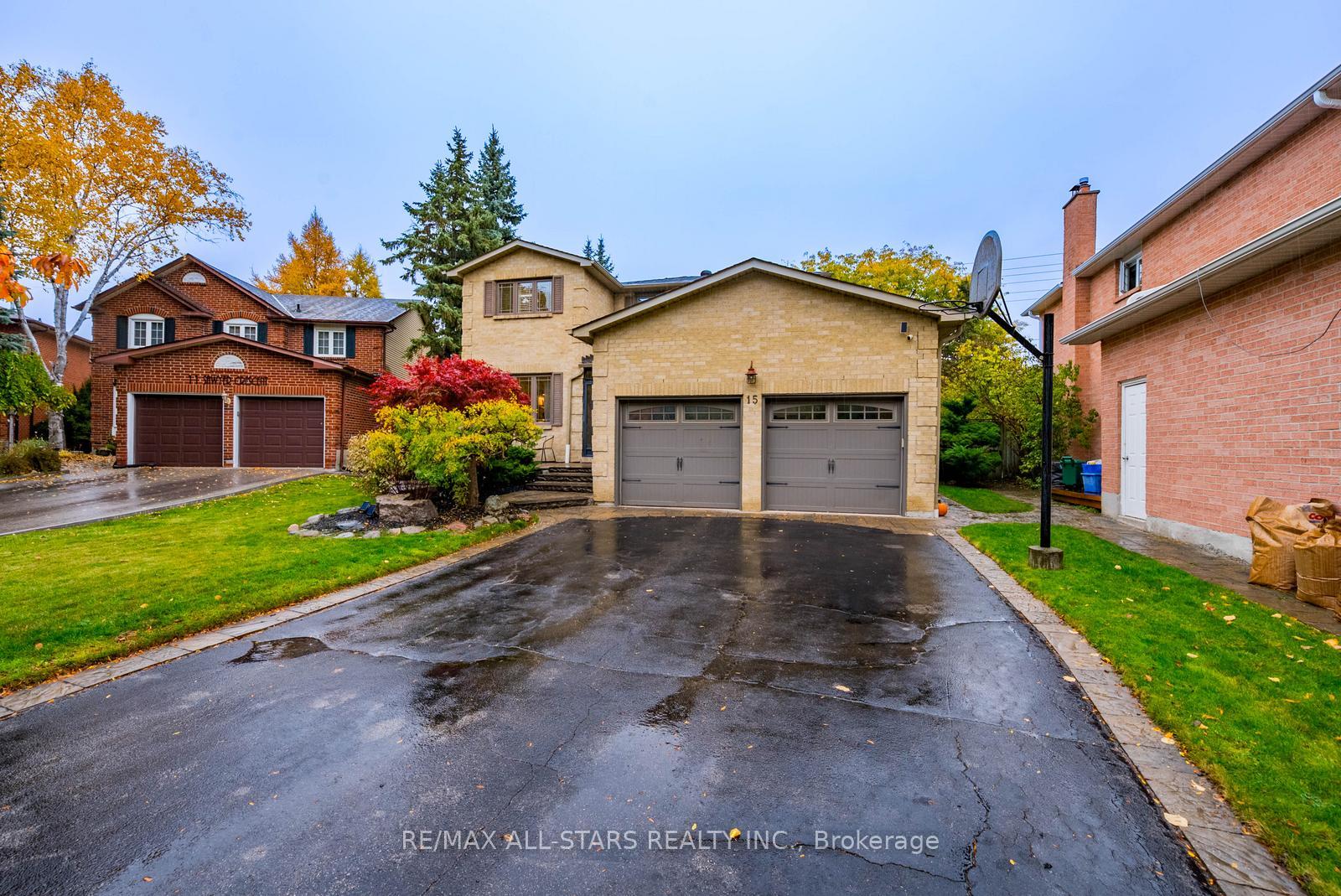 Photo 1 of 15 Sawyer Crescent, Markham, Markham Village — HOMEH