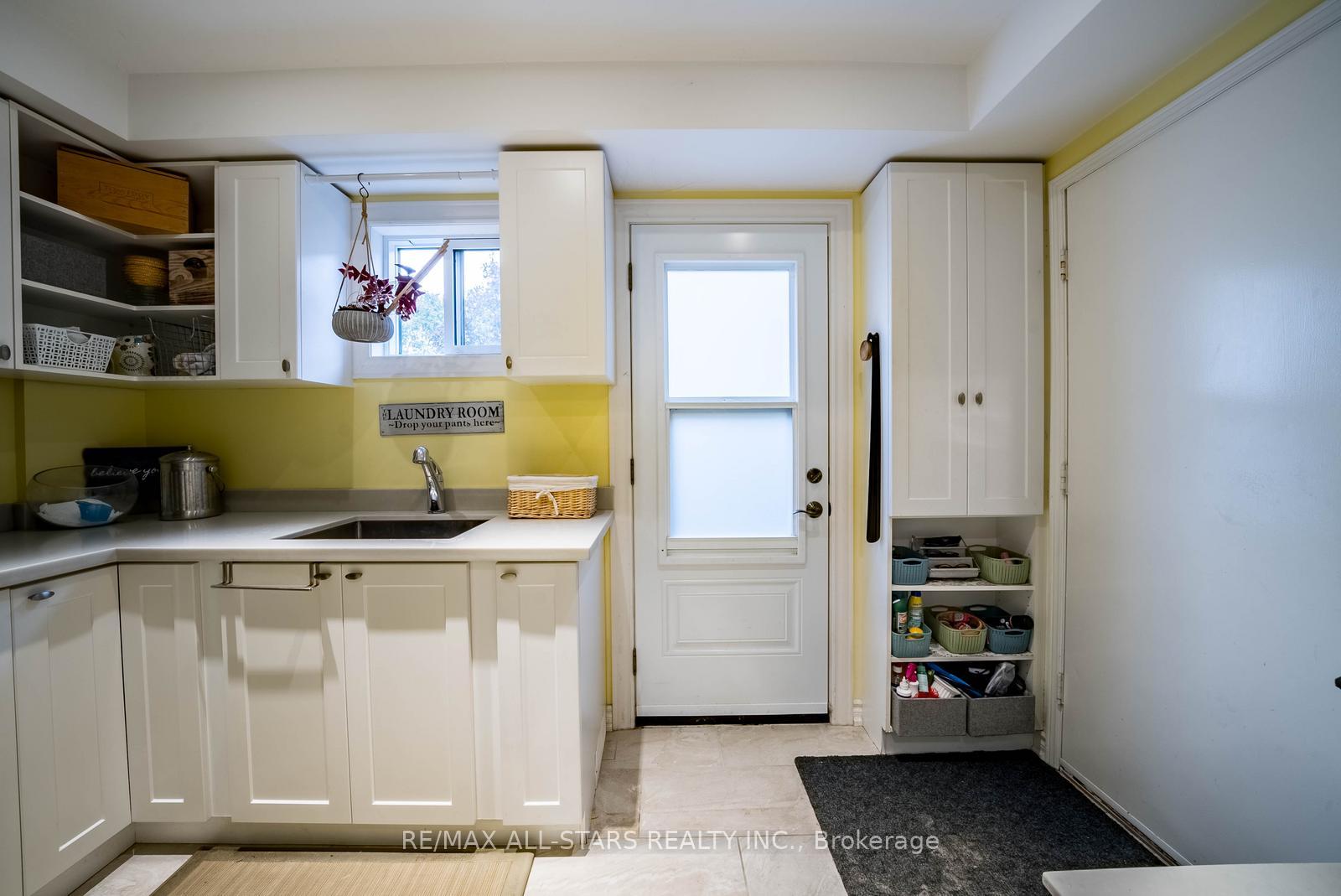 Photo 23 of 15 Sawyer Crescent, Markham, Markham Village — HOMEH