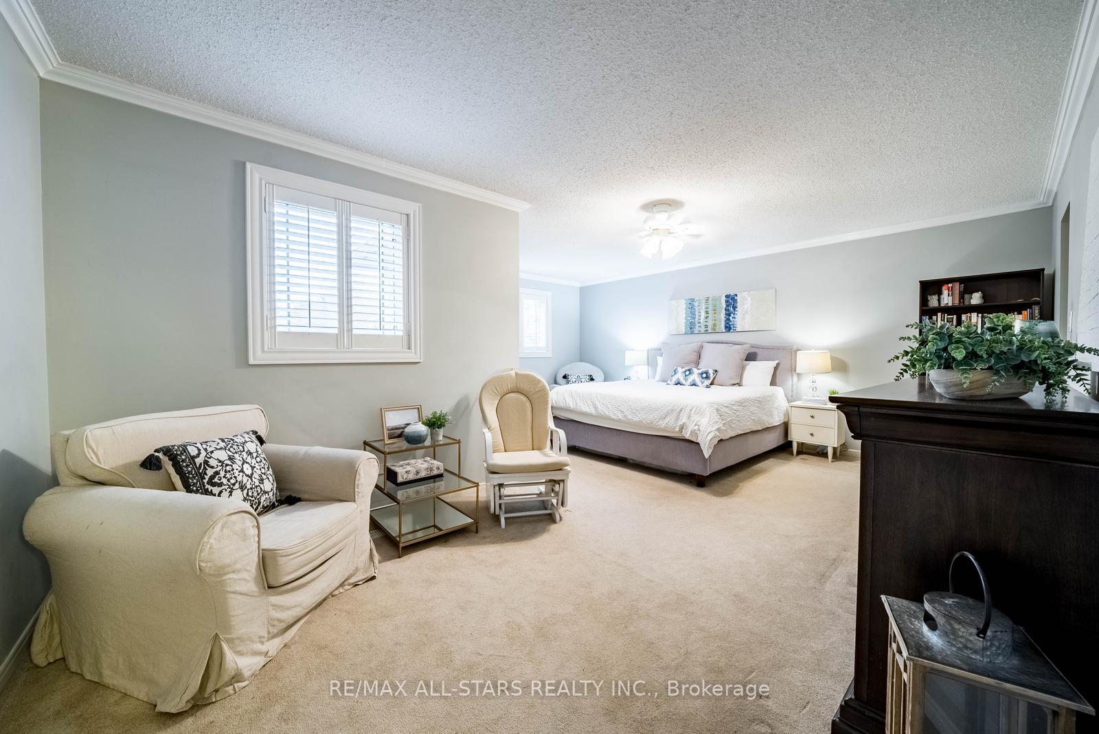 Photo 33 of 15 Sawyer Crescent, Markham, Markham Village — HOMEH
