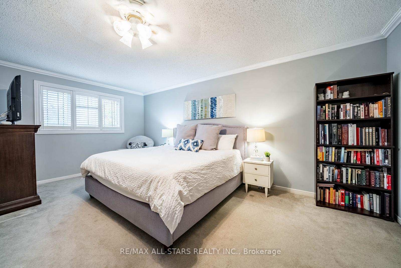 Photo 35 of 15 Sawyer Crescent, Markham, Markham Village — HOMEH