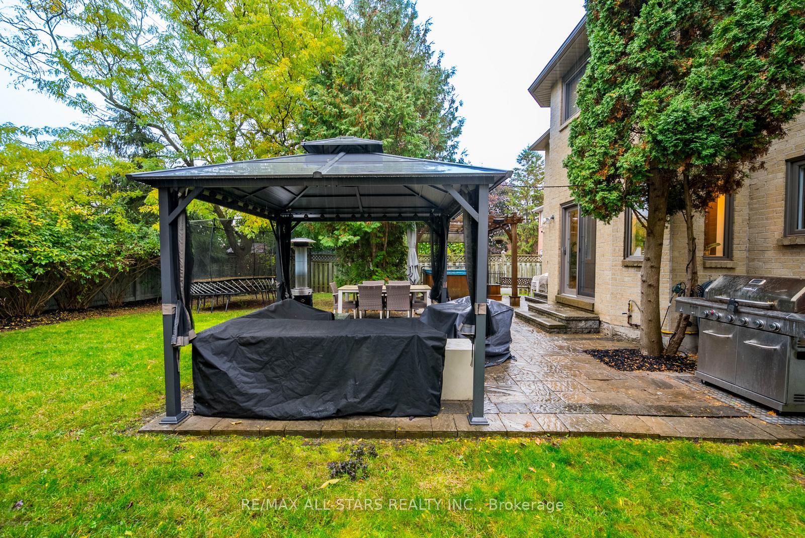 Photo 45 of 15 Sawyer Crescent, Markham, Markham Village — HOMEH