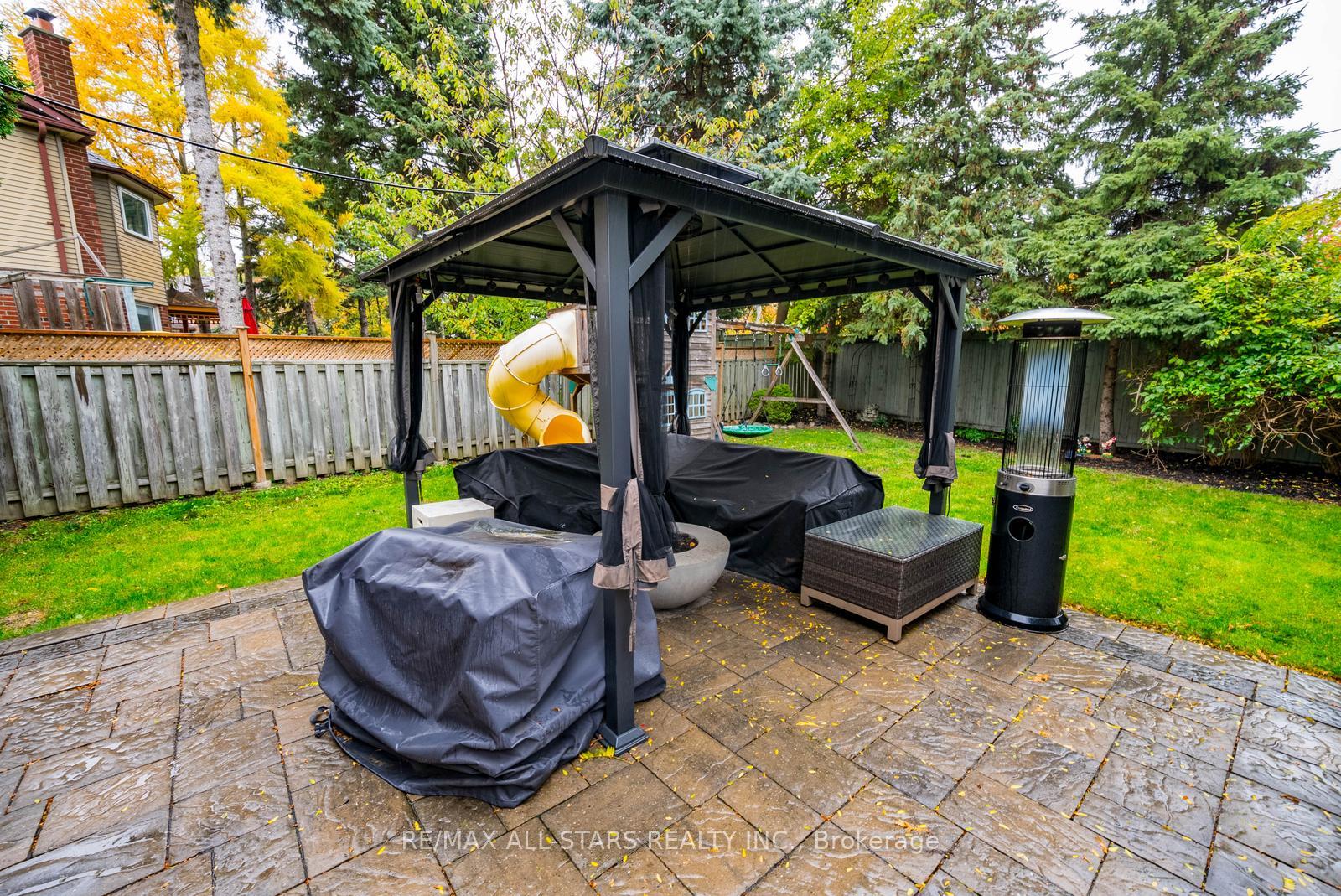 Photo 47 of 15 Sawyer Crescent, Markham, Markham Village — HOMEH