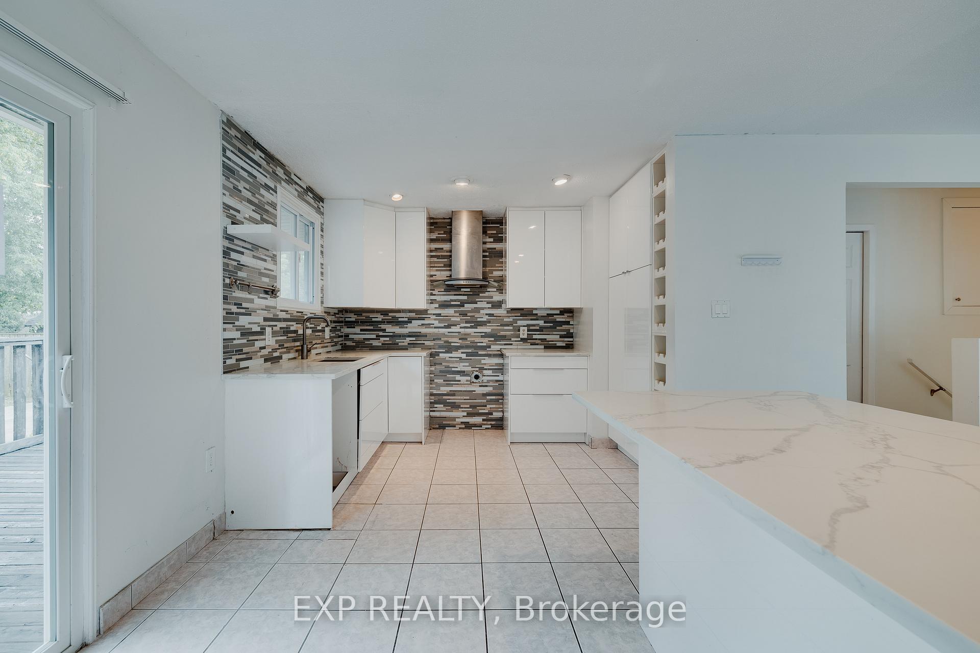 Photo 4 of 595 Pioneer Drive, Kitchener — HOMEH