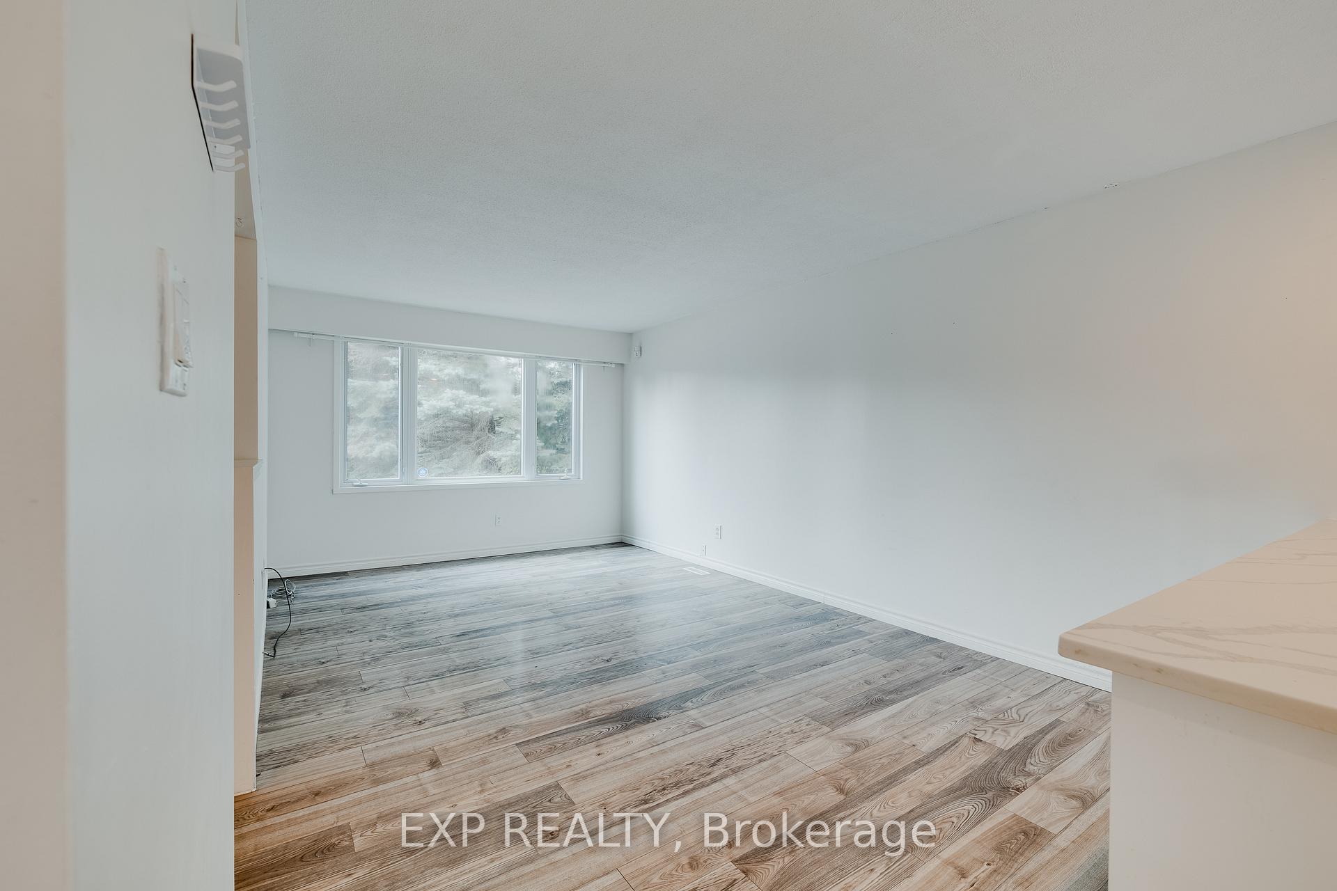 Photo 7 of 595 Pioneer Drive, Kitchener — HOMEH