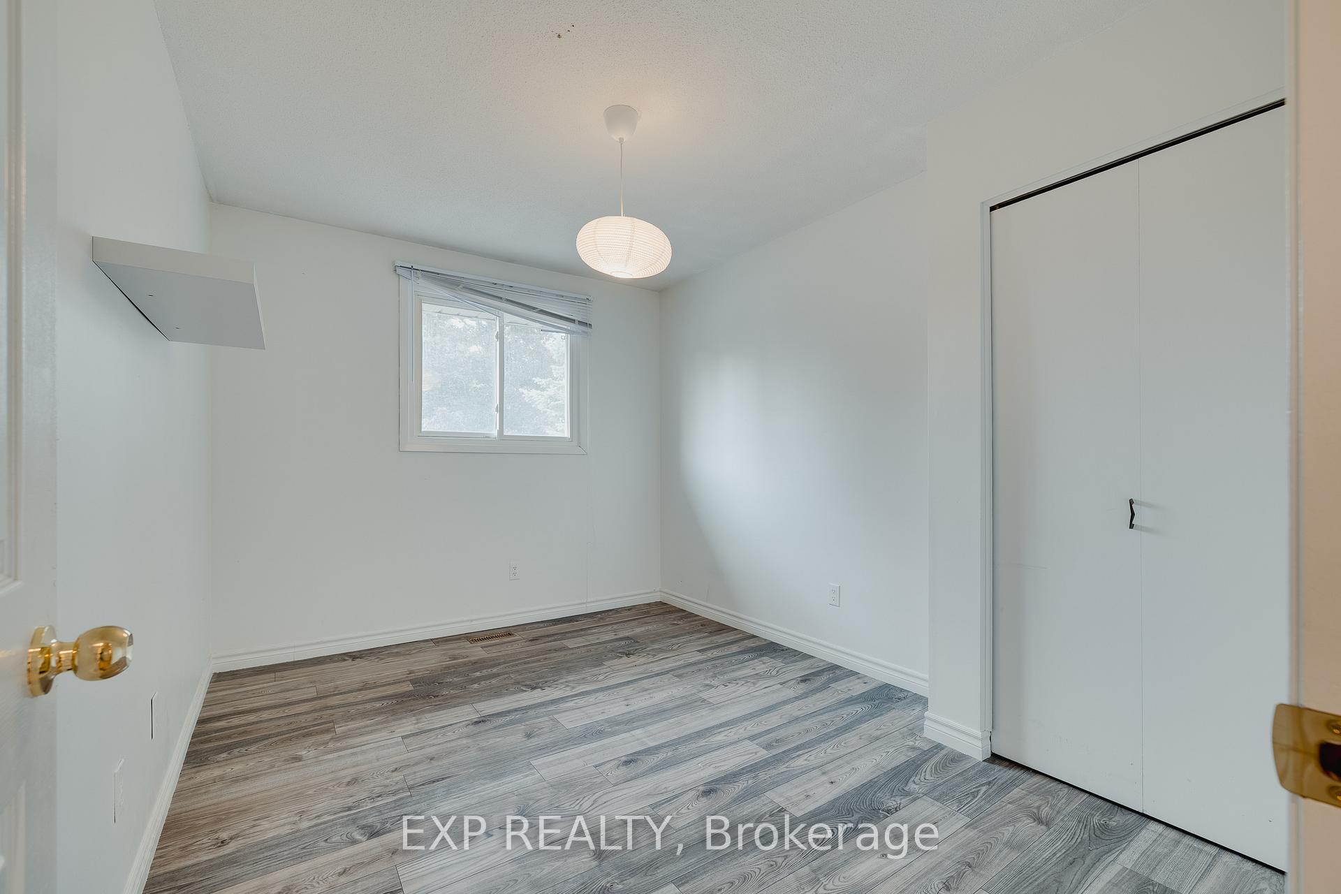 Photo 13 of 595 Pioneer Drive, Kitchener — HOMEH