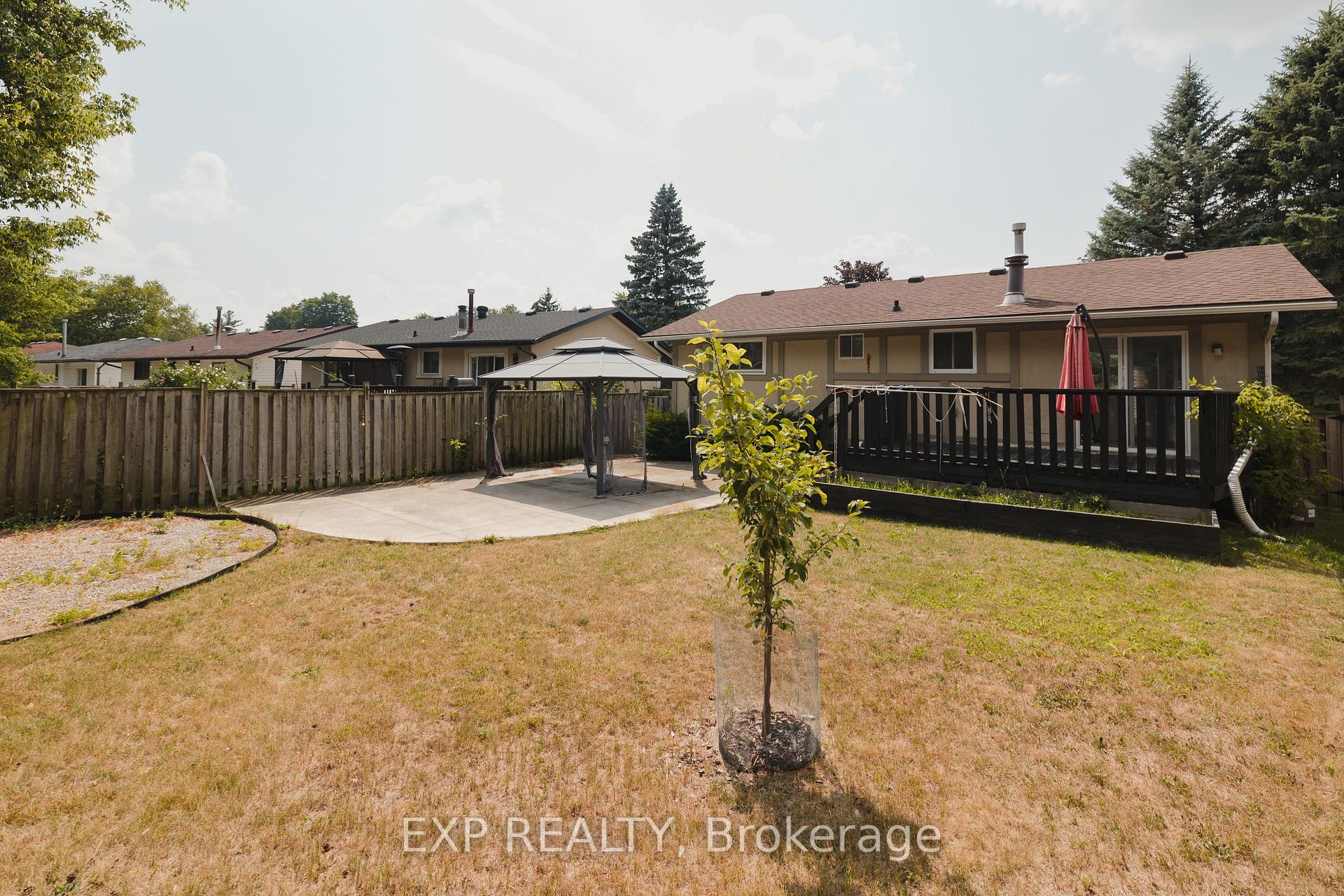 Photo 29 of 595 Pioneer Drive, Kitchener — HOMEH