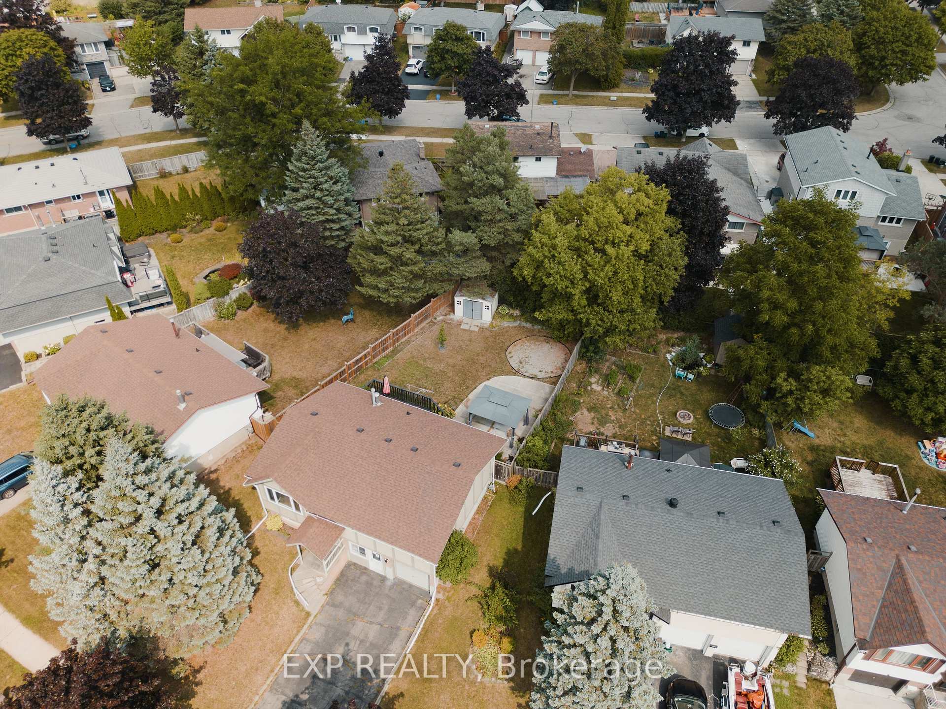 Photo 31 of 595 Pioneer Drive, Kitchener — HOMEH