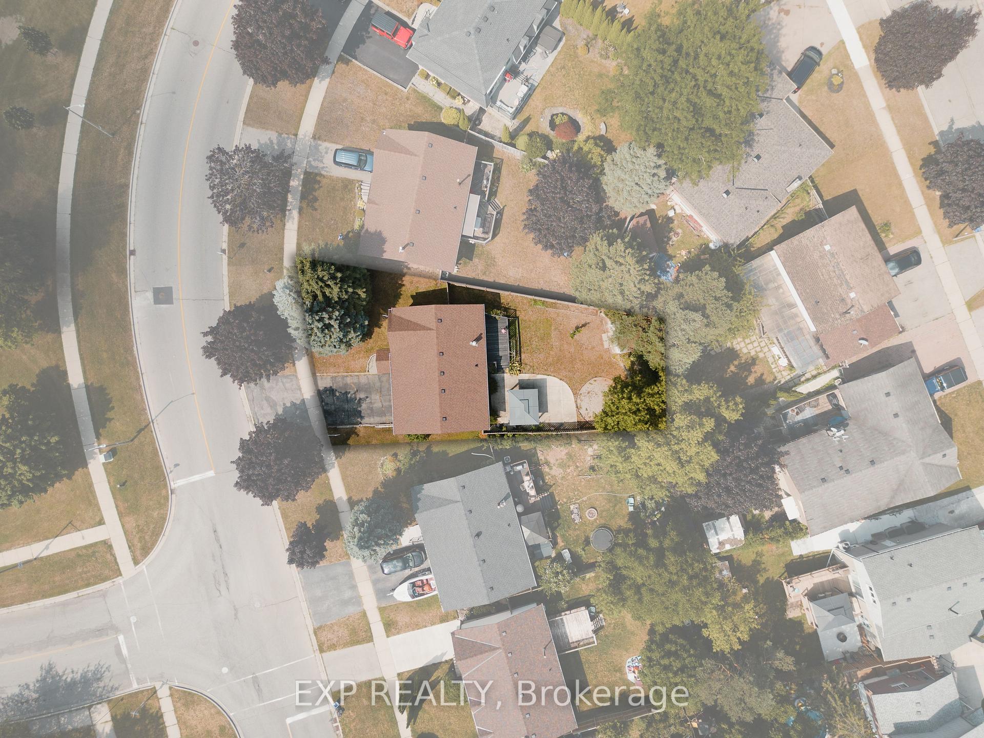 Photo 32 of 595 Pioneer Drive, Kitchener — HOMEH