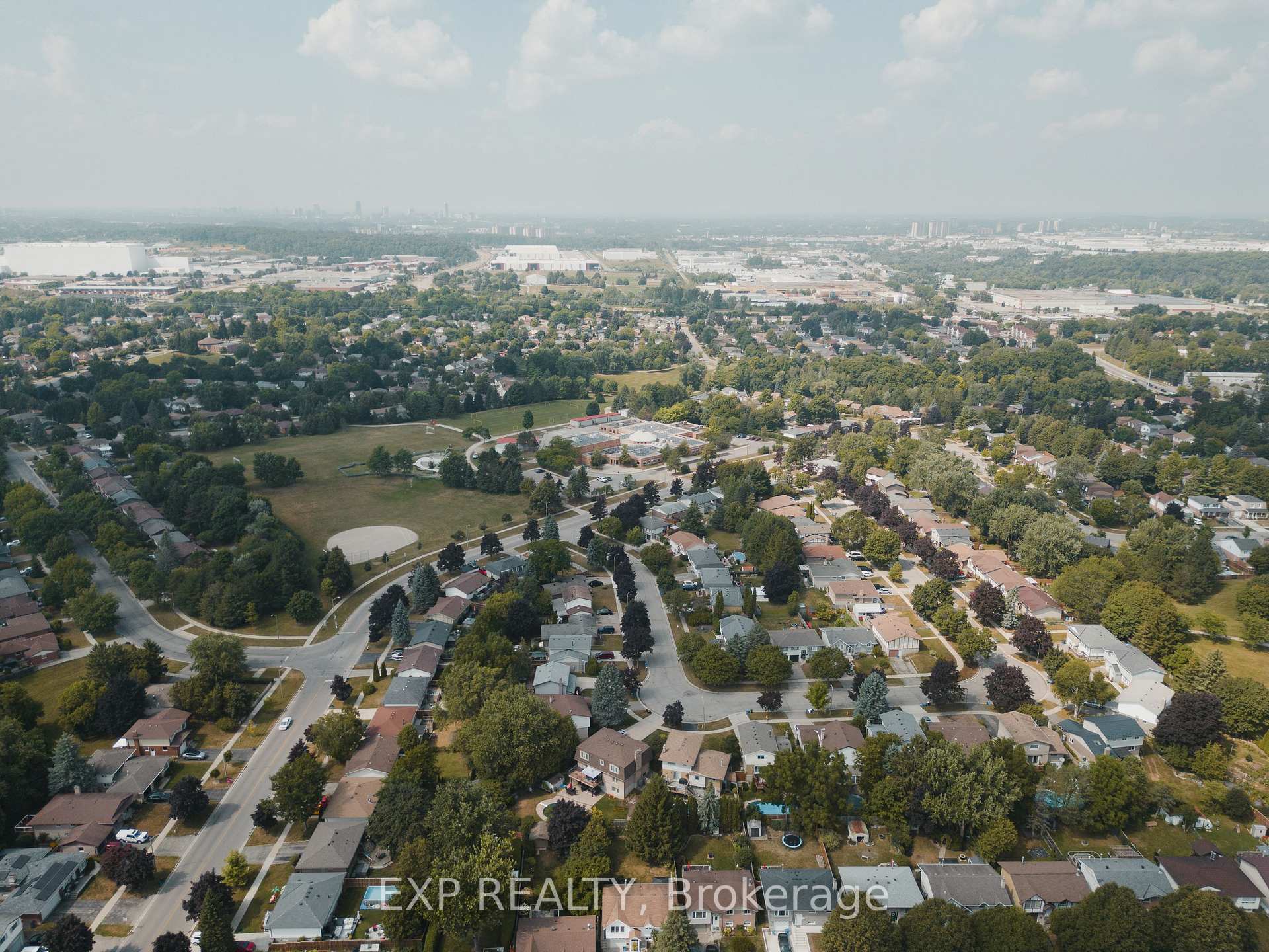 Photo 35 of 595 Pioneer Drive, Kitchener — HOMEH