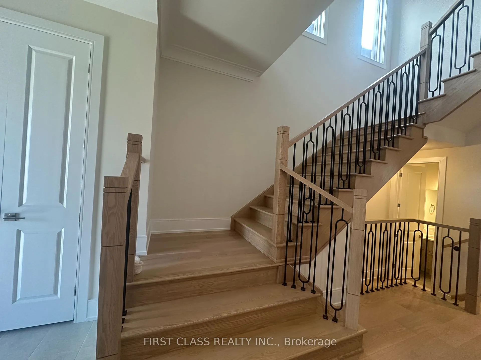 Photo 10 of 8 Balance Crescent, Markham, Cachet — HOMEH