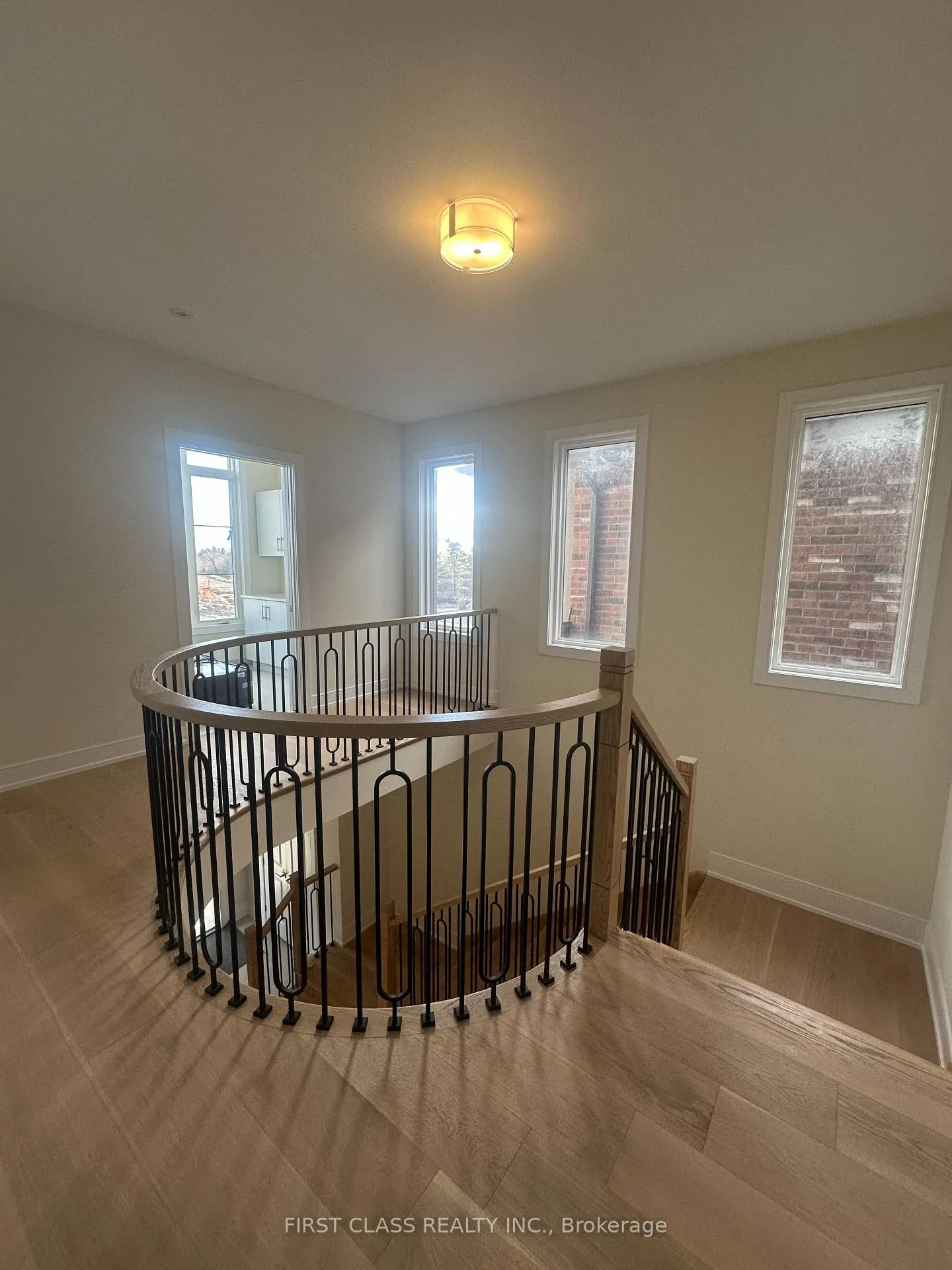 Photo 22 of 8 Balance Crescent, Markham, Cachet — HOMEH