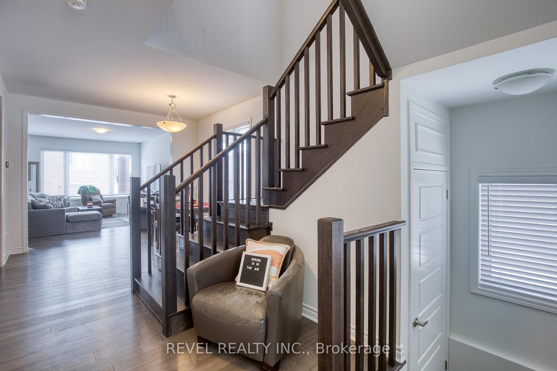 Photo 5 of 46 Milt Schmidt Street, Kitchener — HOMEH