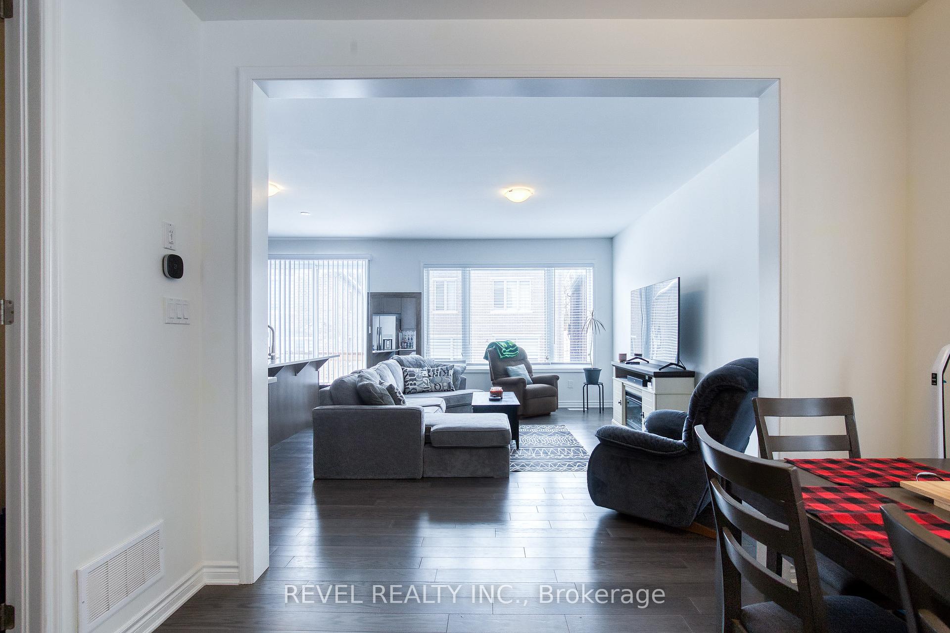 Photo 9 of 46 Milt Schmidt Street, Kitchener — HOMEH