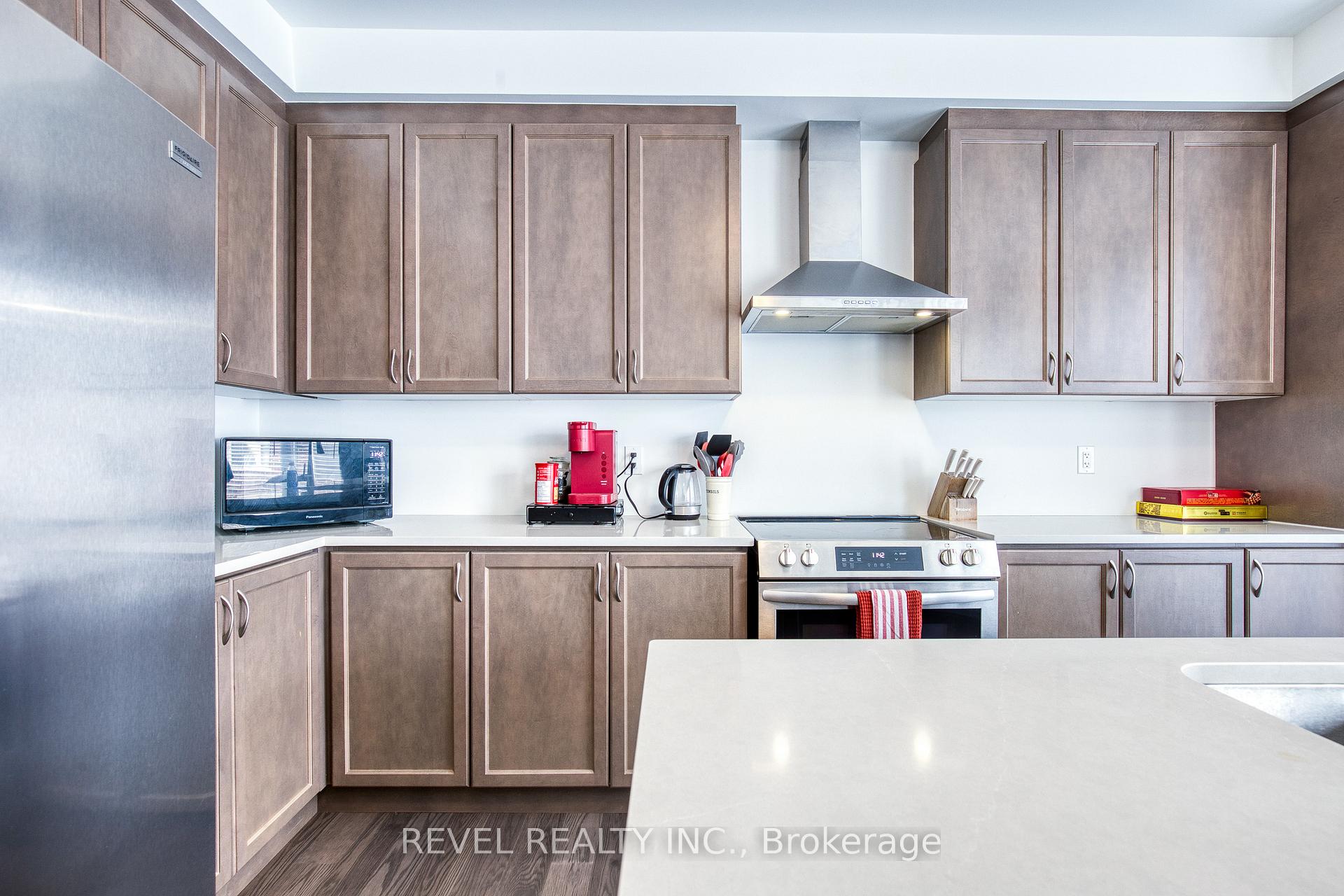 Photo 17 of 46 Milt Schmidt Street, Kitchener — HOMEH